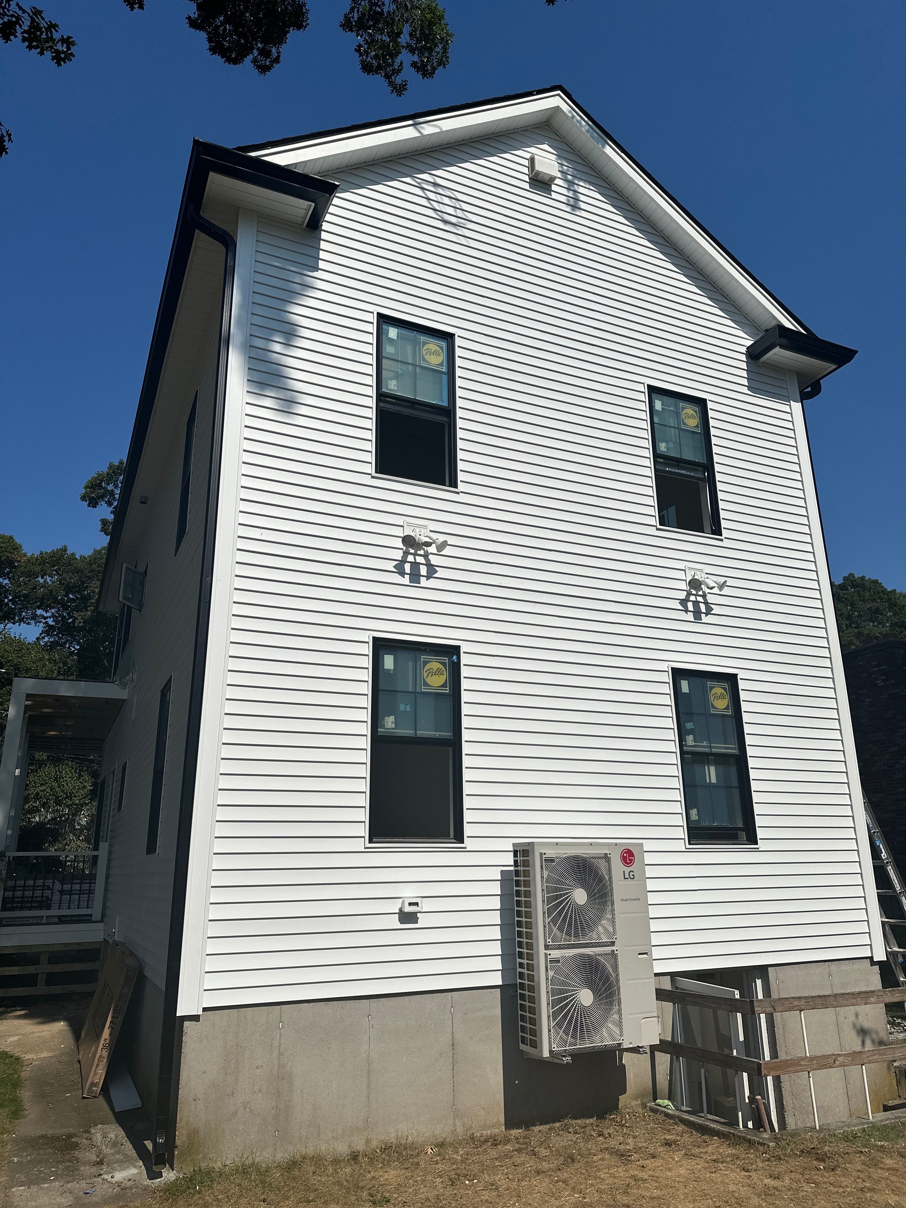 2nd Floor Addition and Full Remodel by Akaza Builders Inc.