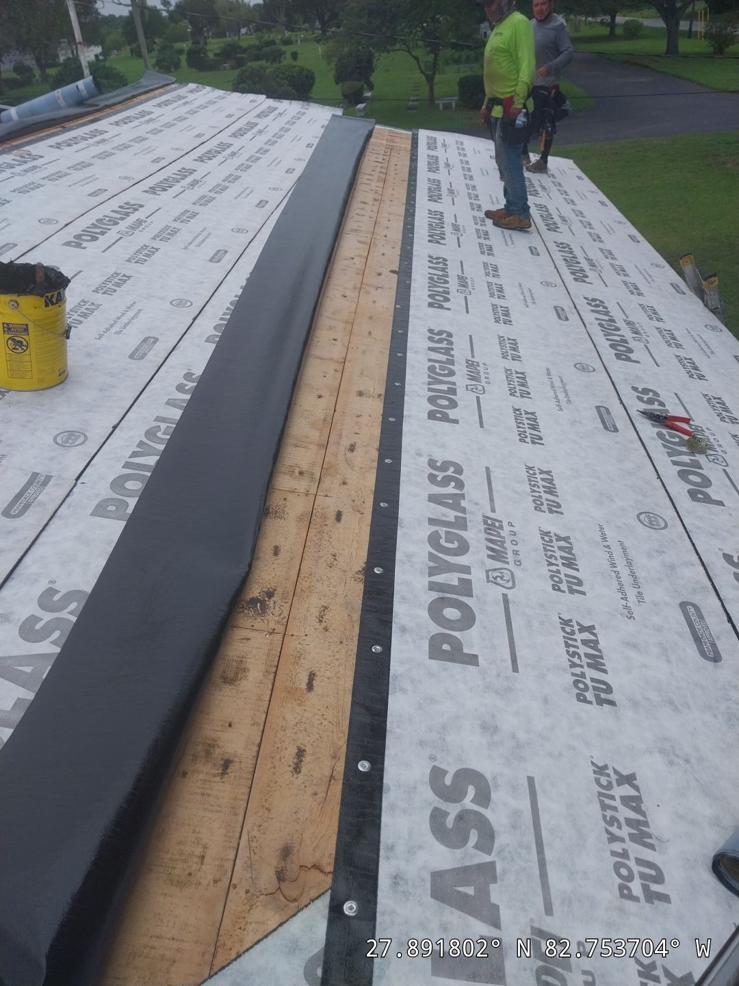 Project in Largo 33773 by Mitchell Roofing Company LLC 