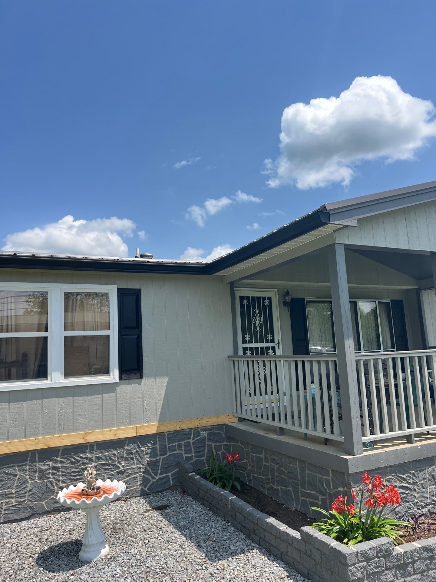 Hollingshead Residence by Omnia Roofing