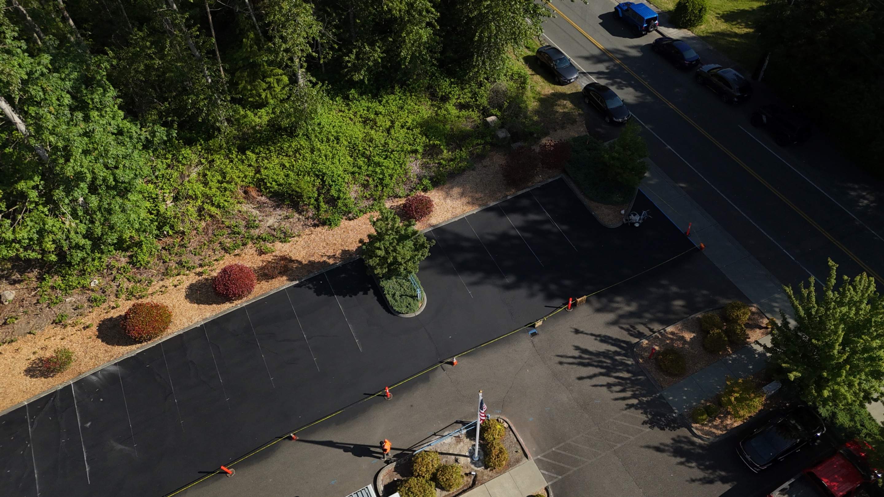 King Machine Business Parking Lot Sealcoat Overlay | Mukilteo by Jireh Asphalt & Concrete Inc 