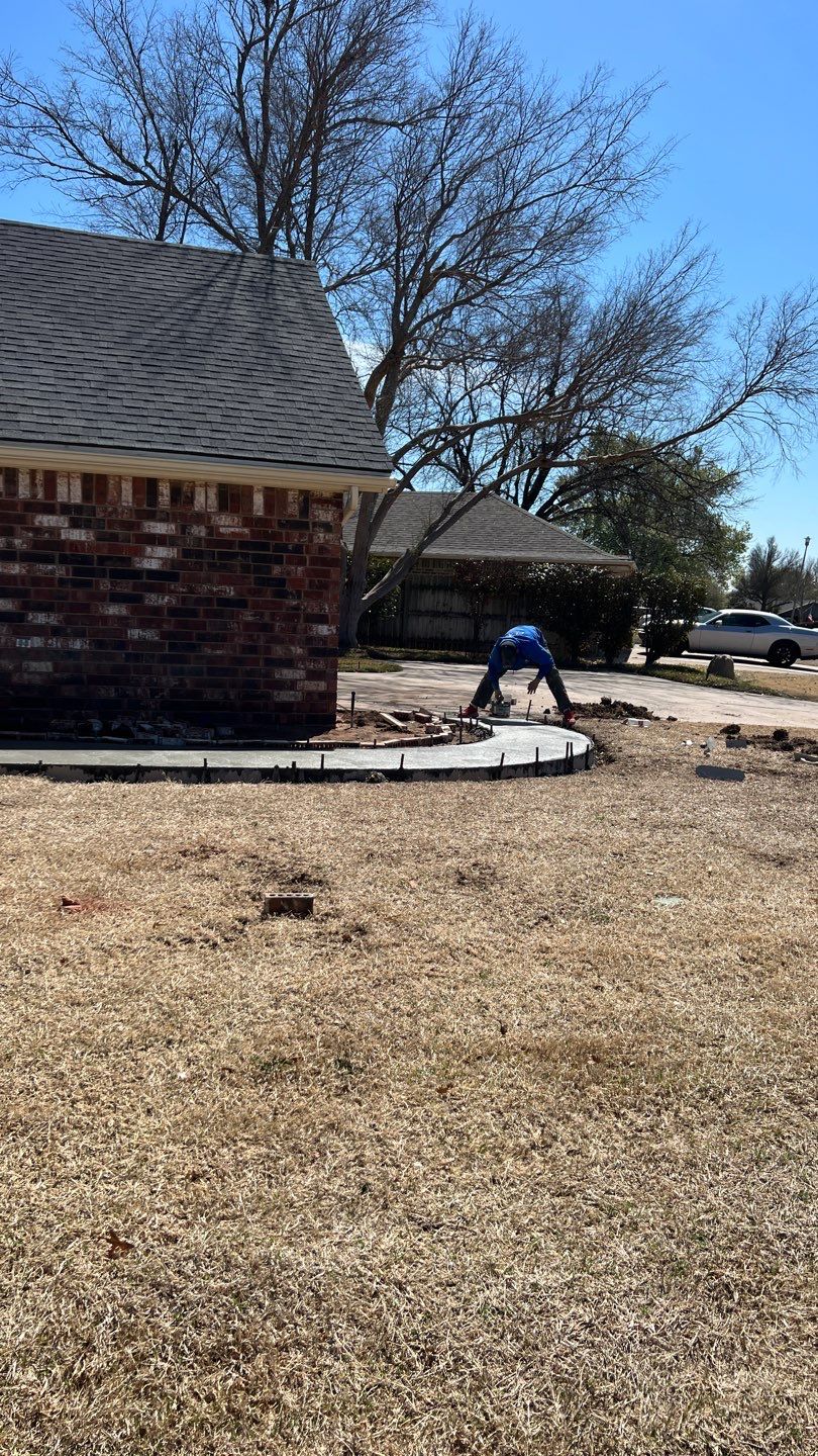 Concrete sidewalk using Concrete by Clays Services Inc