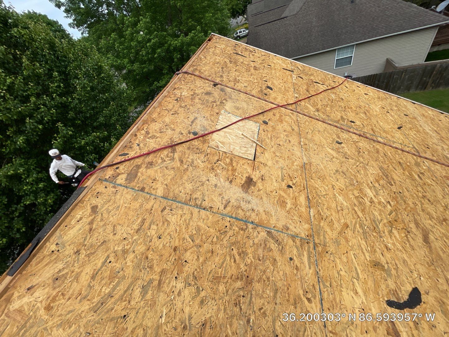 Residential Roofing Installation using Owens Corning Oakridge Roofing System by Undersun Roofing 