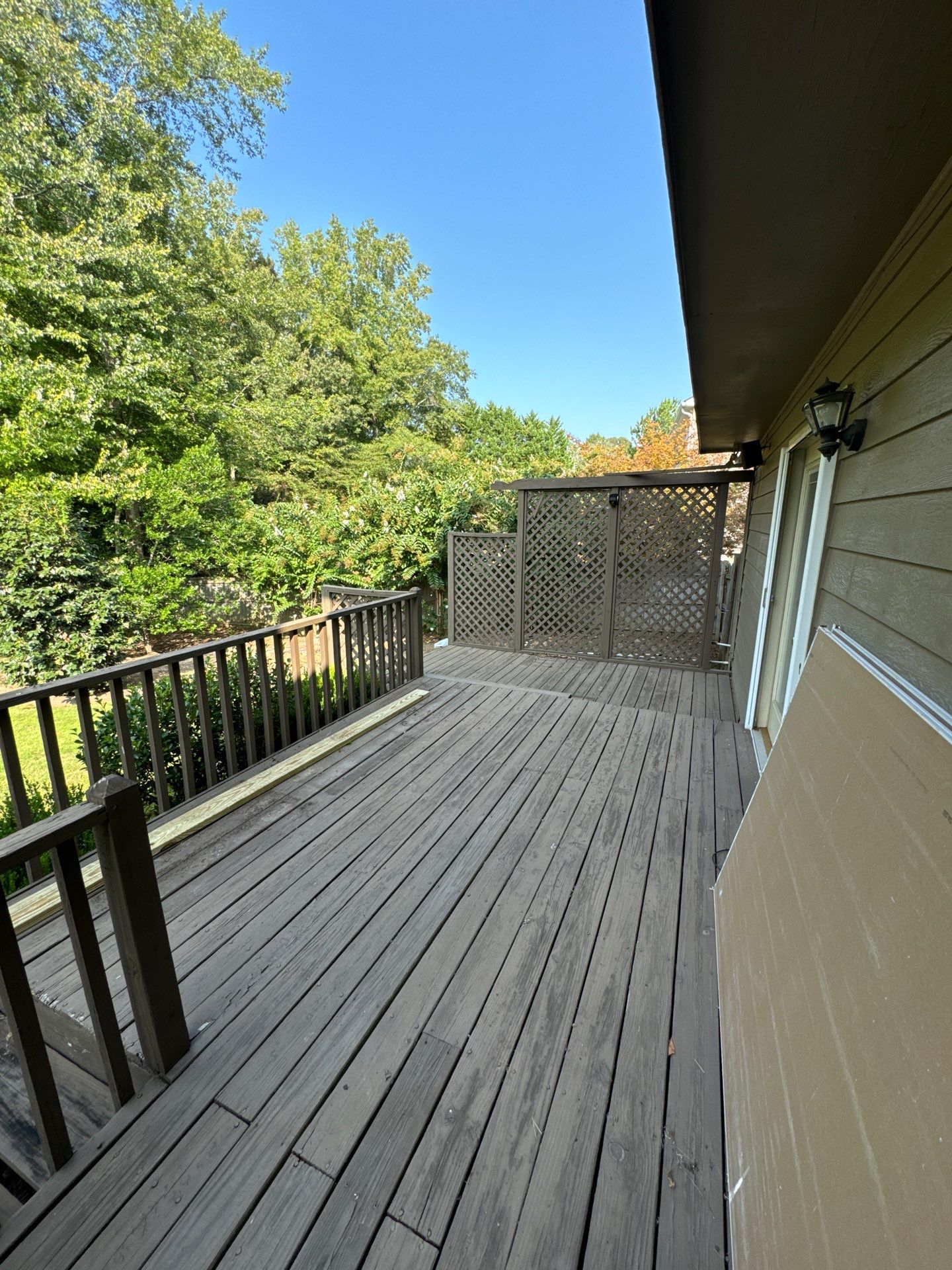 Custom Deck Refurbishment and Fence Staining in Powder Springs by Swift Home Renovations