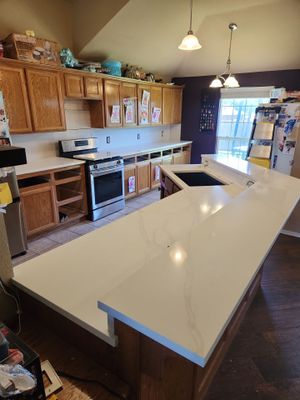 Kitchen Remodel - New Quartz Countertops - 3cm Rivessa by MSI