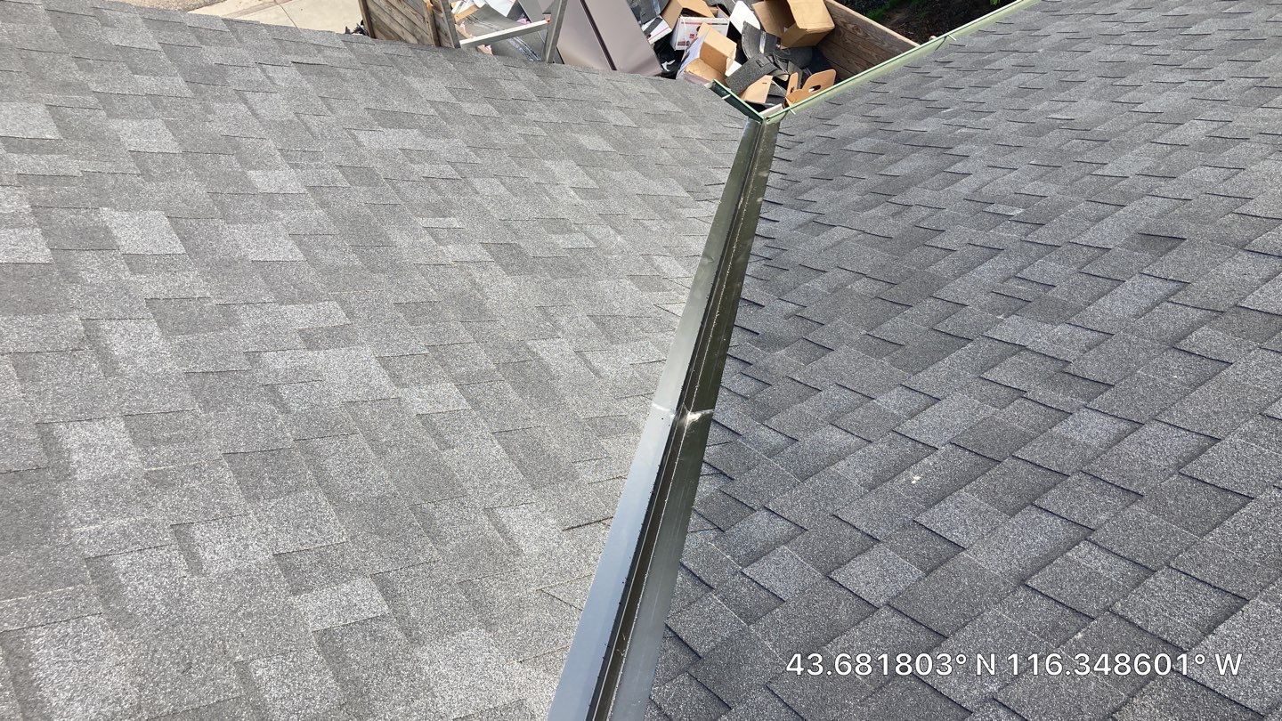 Eagle Idaho Single Level Residential Roofing Installation using Owens Corning by ID Roofing LLC