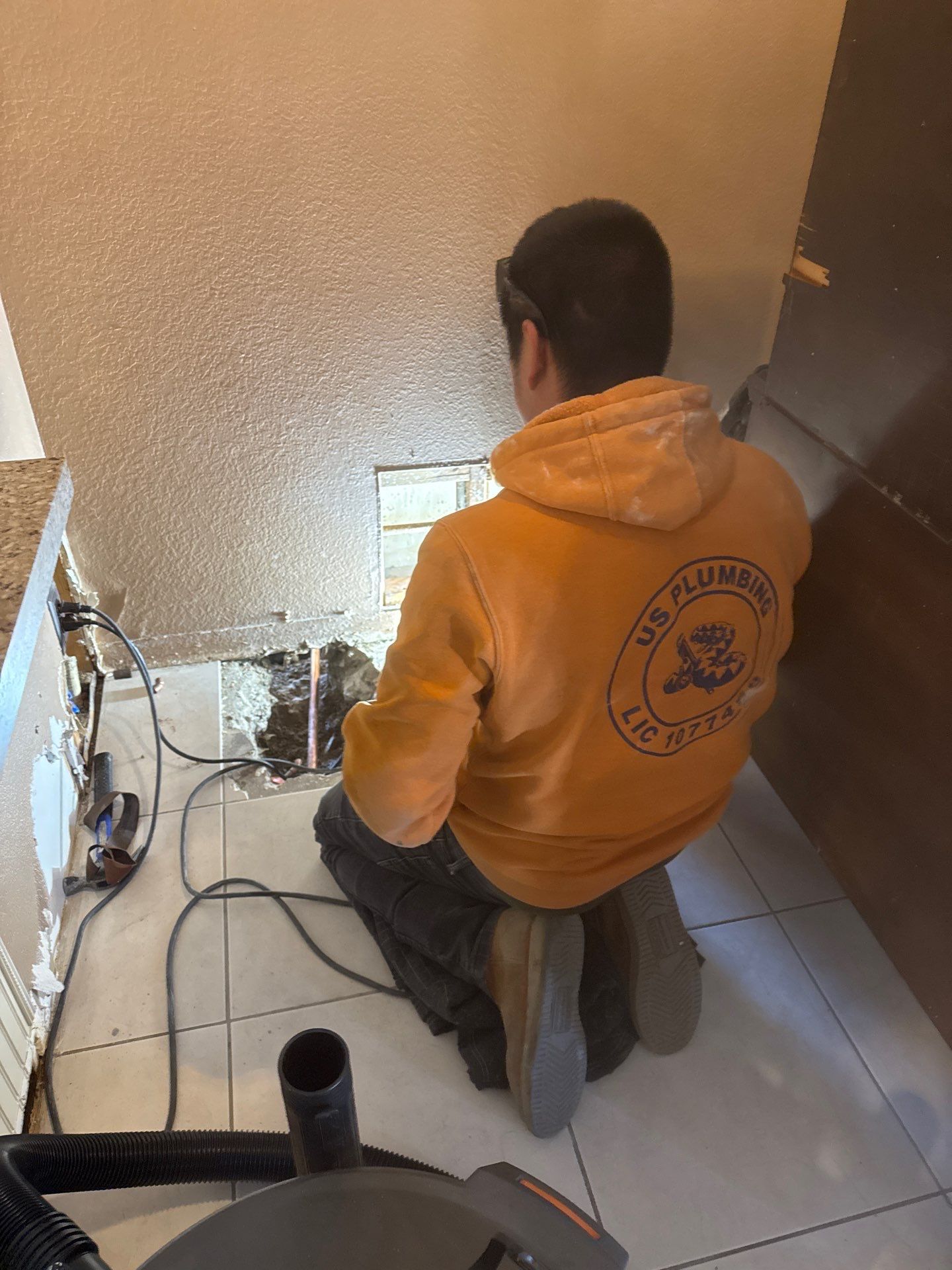 Installing Pipes by Us Plumbing