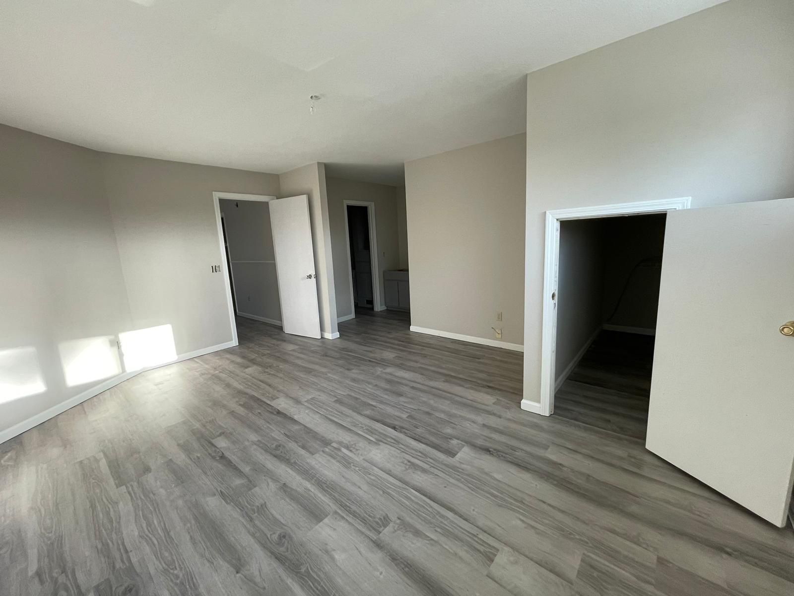 Interior Reno by Flip Ninja