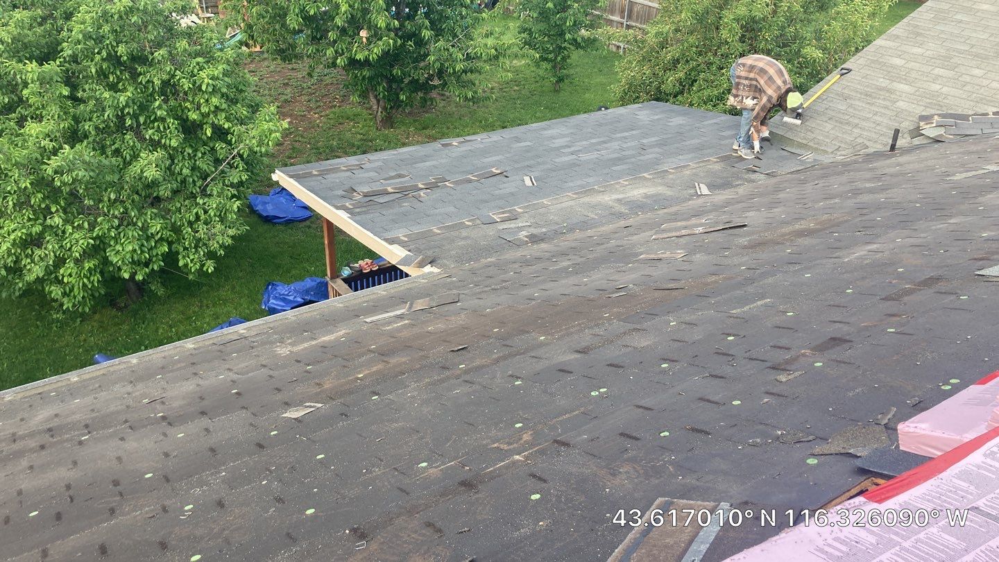 Boise Idaho Single Level Residential Roofing Installation using Owens Corning by ID Roofing LLC