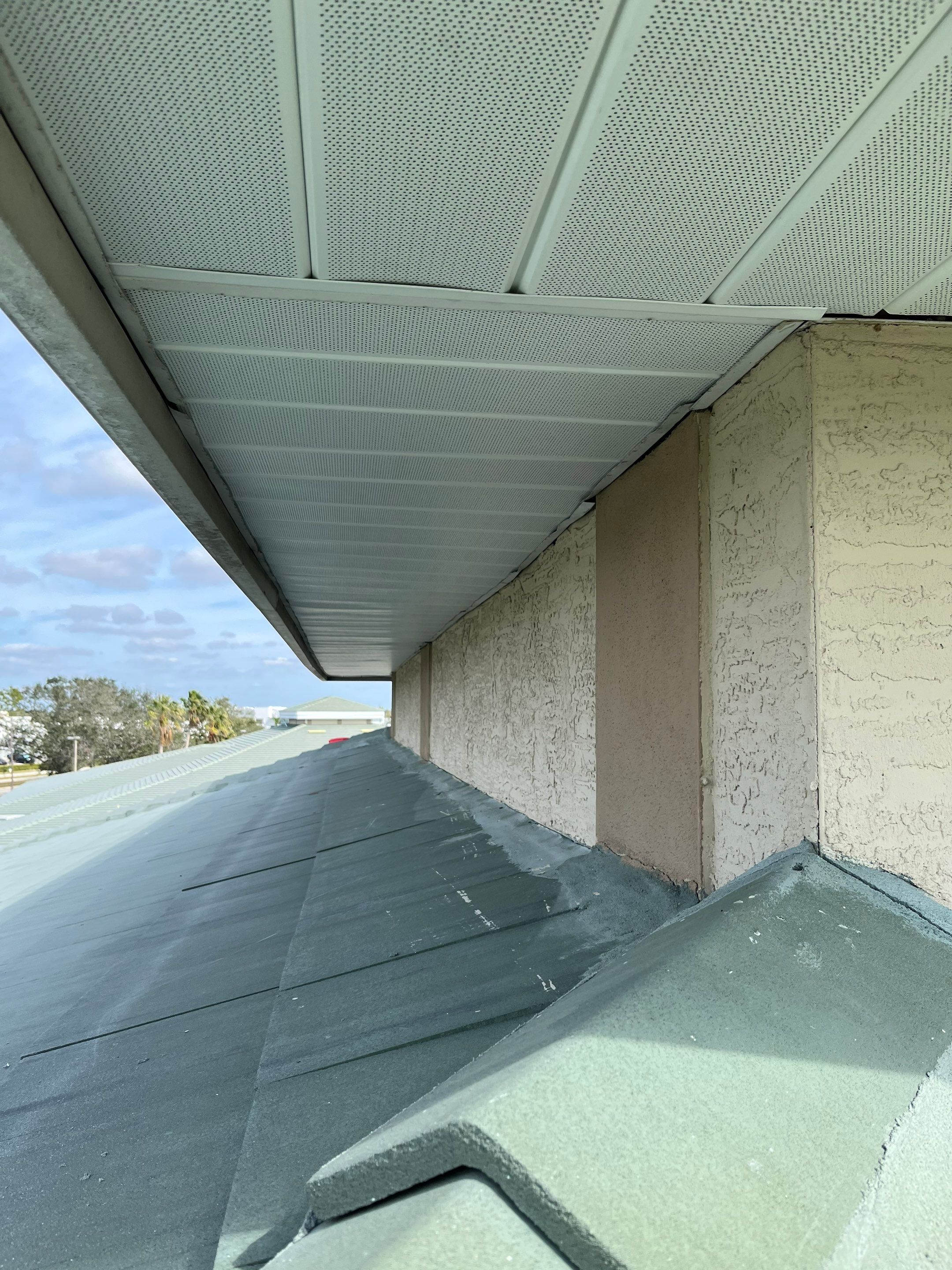 Soffit and Fascia Replacement in Lakewood Ranch FL by Gutter Professors