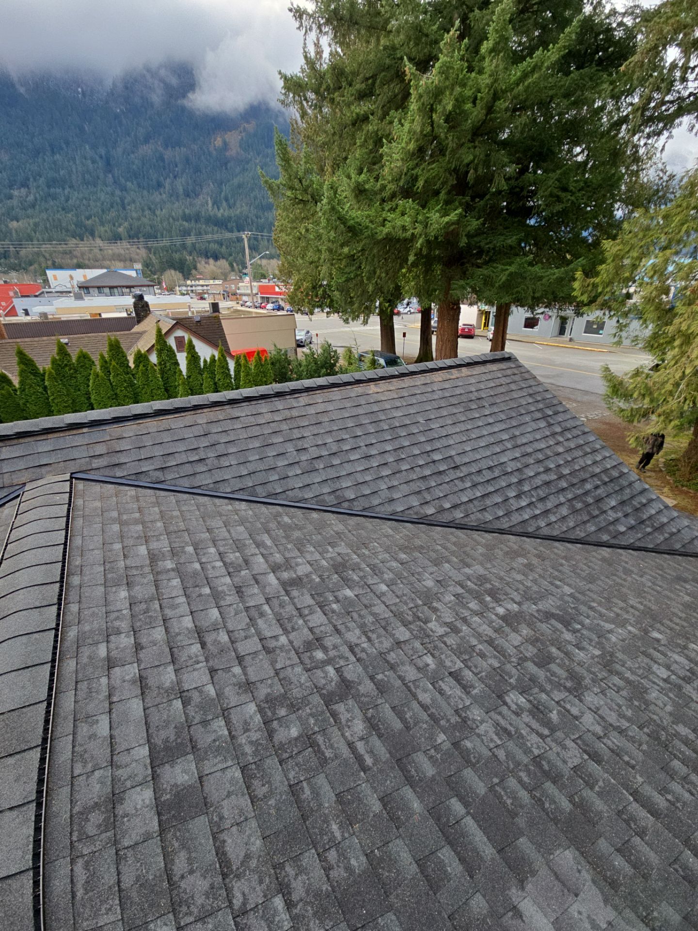 Residential Re-Roof using GAF Timberline HDZ Charcoal by Top Notch Roofing Inc