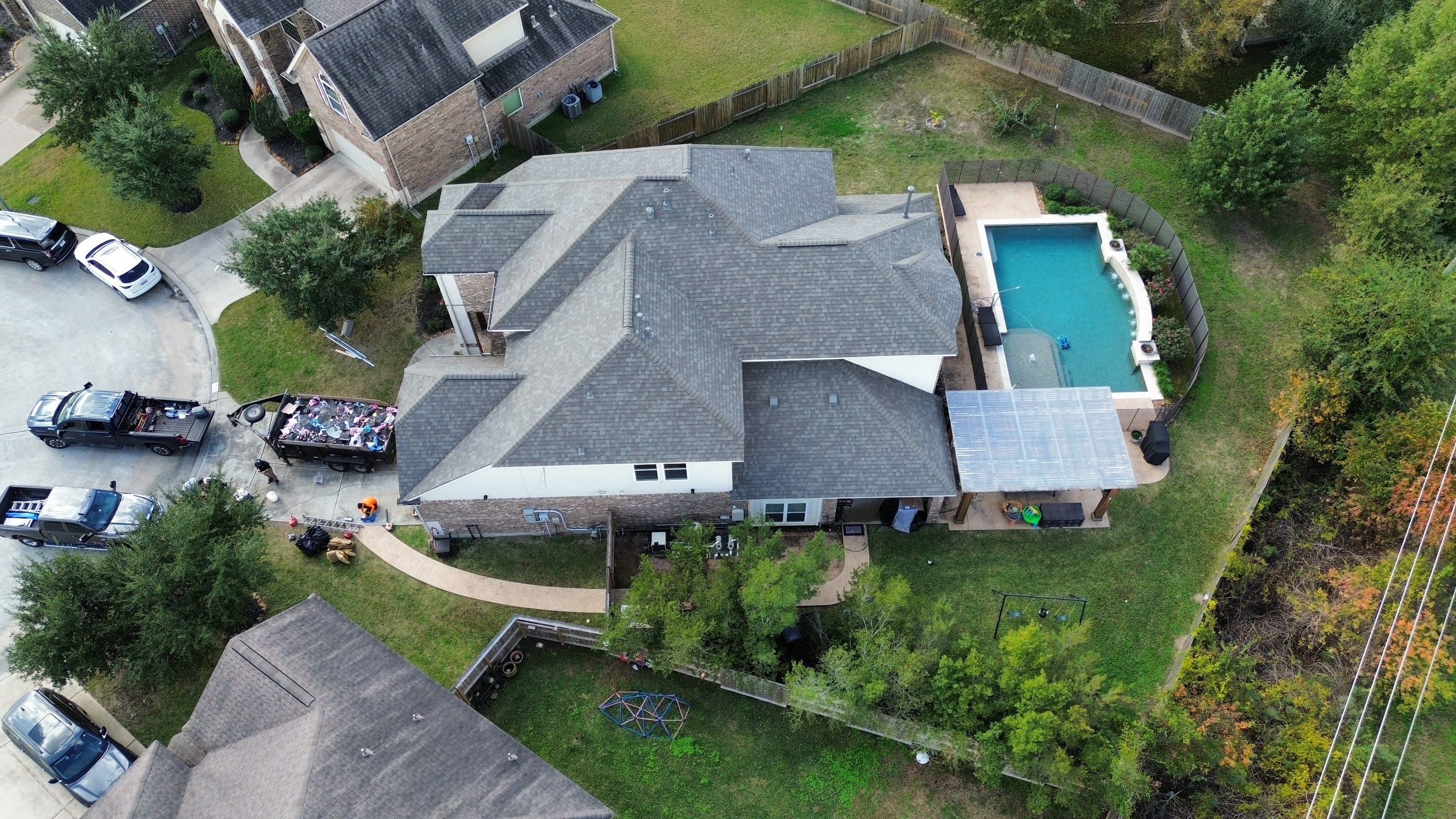 OC Duration Driftwood by HHH Roofing & Construction