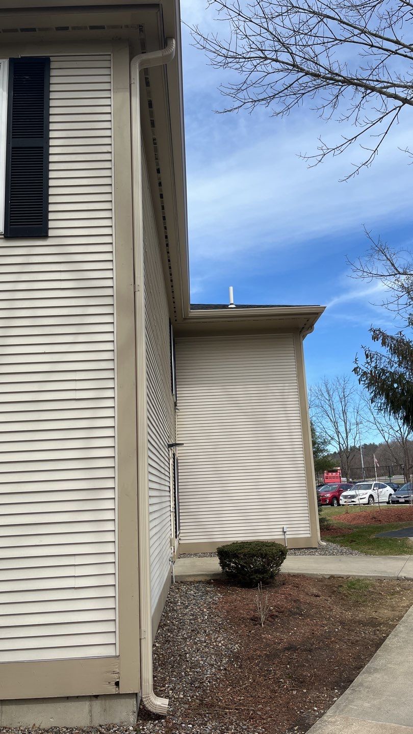 Benchmark Senior Living's Gutter Installation using 6" K-Style Aluminum Gutter by Gutter Pro Enterprises