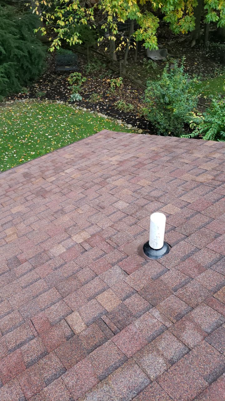 Brand: Atlas Pinnacle Color: Pristine Scotchgard Sienna Drip: Musket Brown by Eagle Eye Roofing