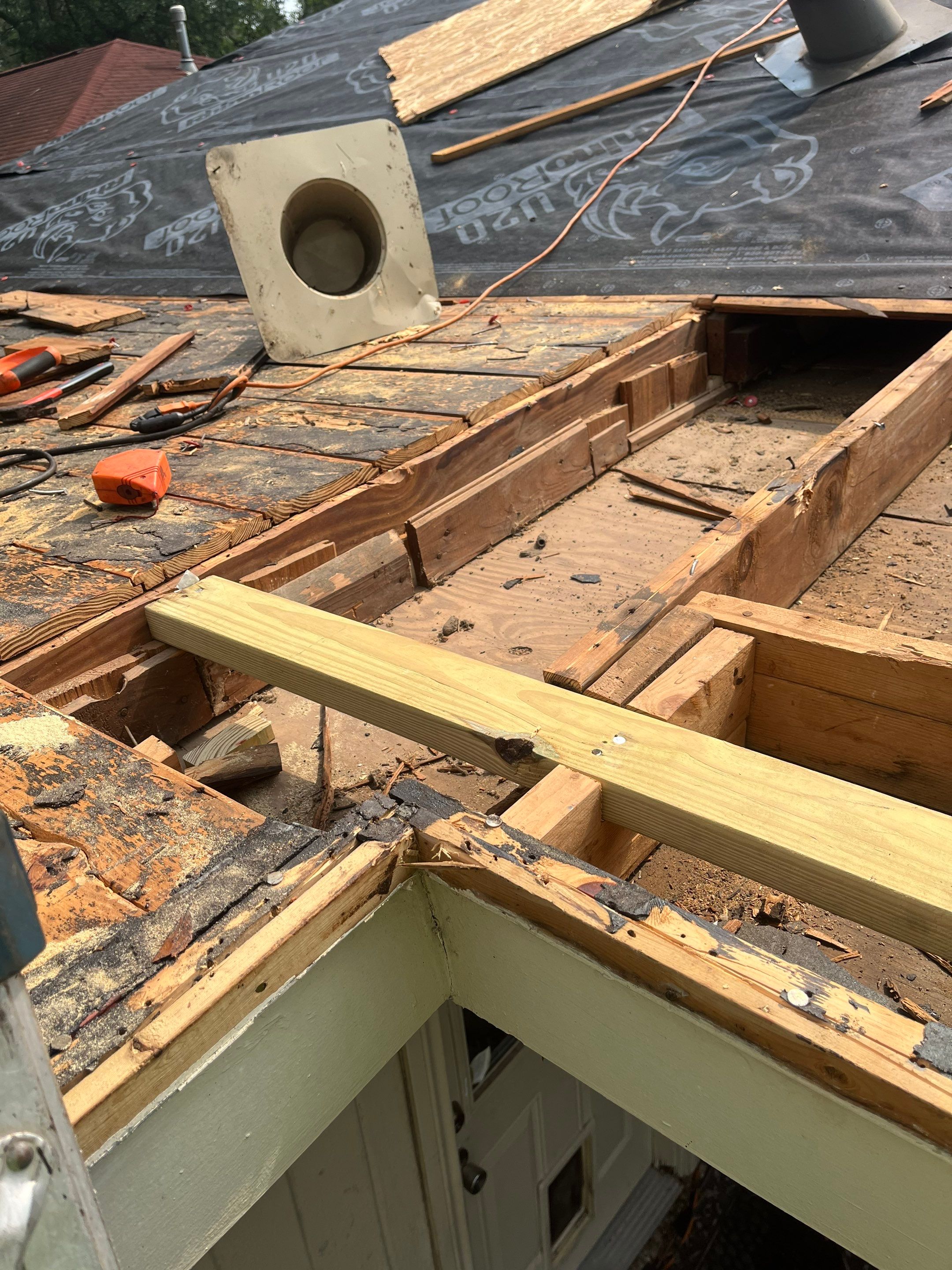 Residential Roofing Installation using Owen's Corning Duration by Roof Concepts Construction
