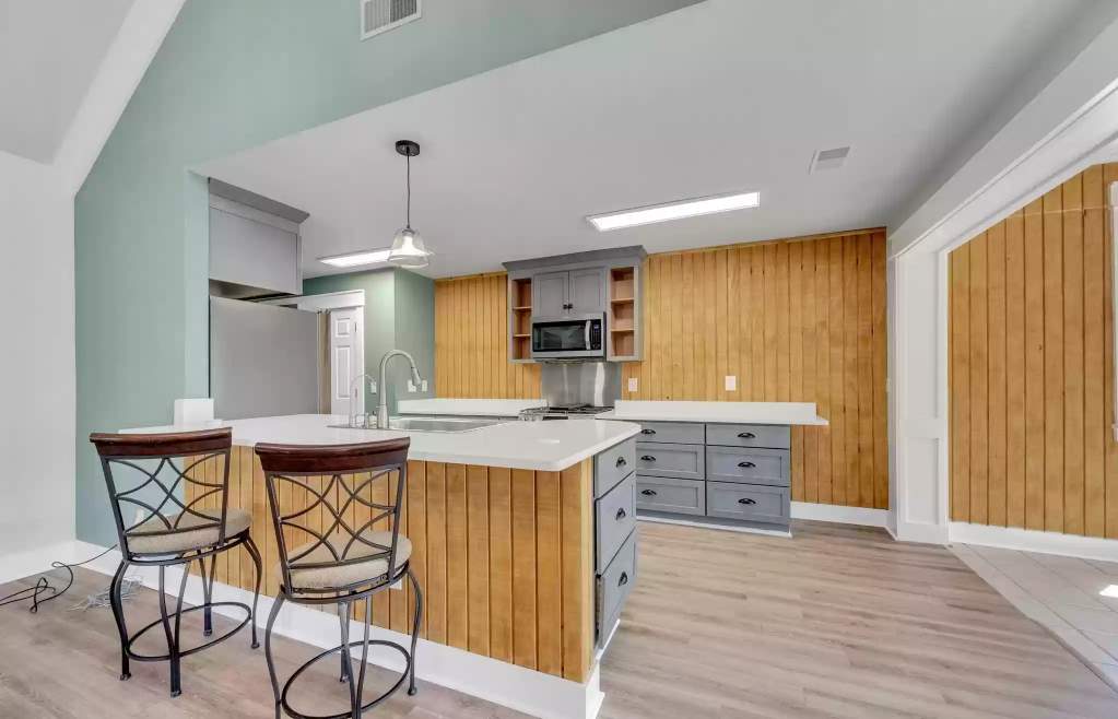 Hickory Point Remodel by Pillar and Pine