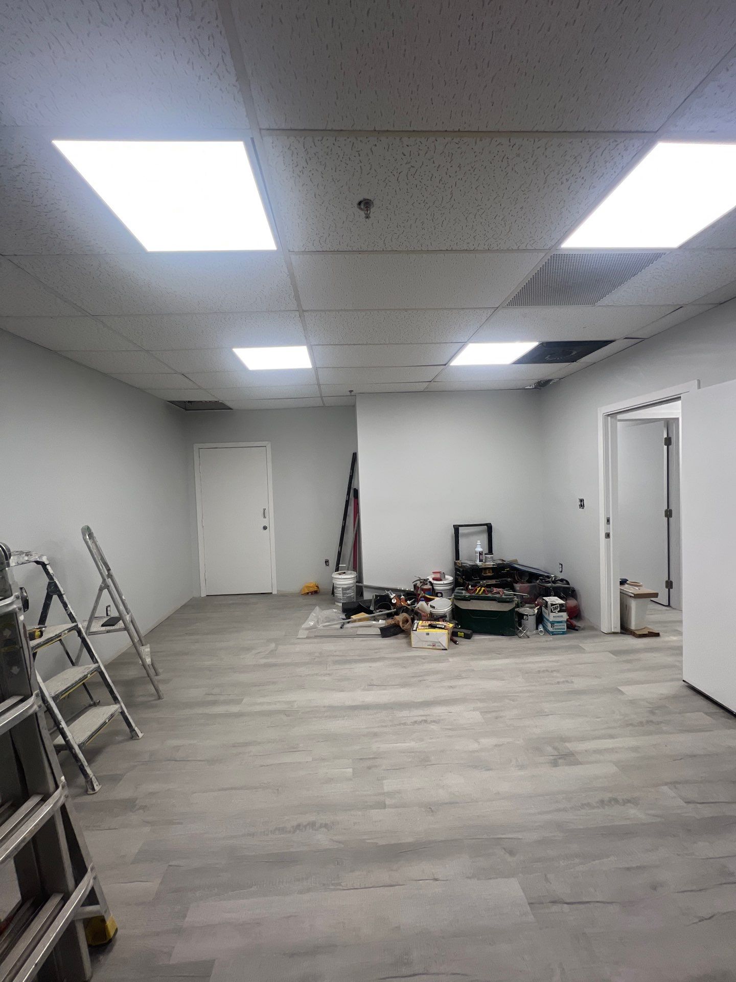 C-Store renovation at Dallas Life by EL-GC LLC 