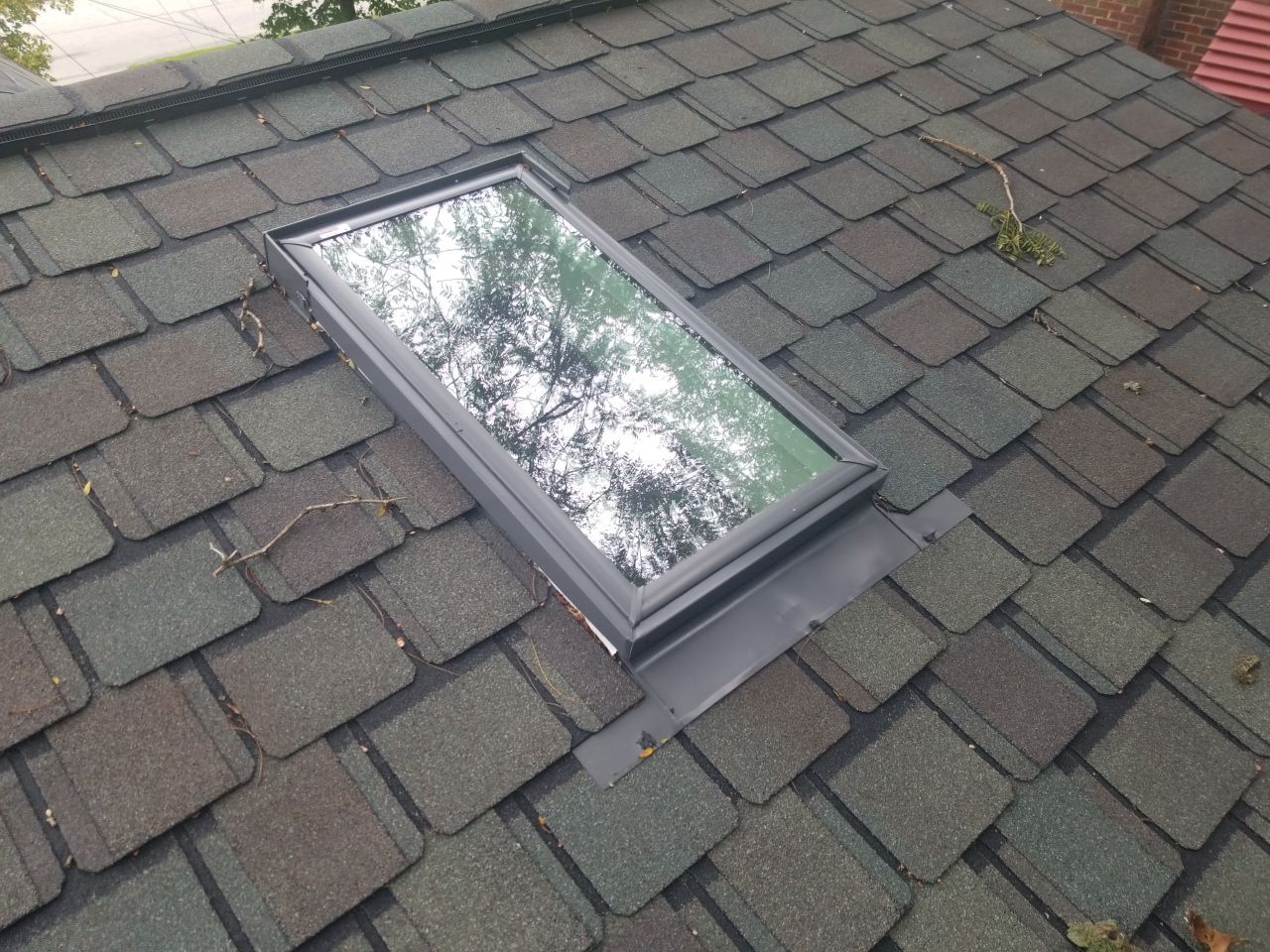 Residential Roofing Installation using Certainteed Belmont shingle by Absolute Roofing and Construction