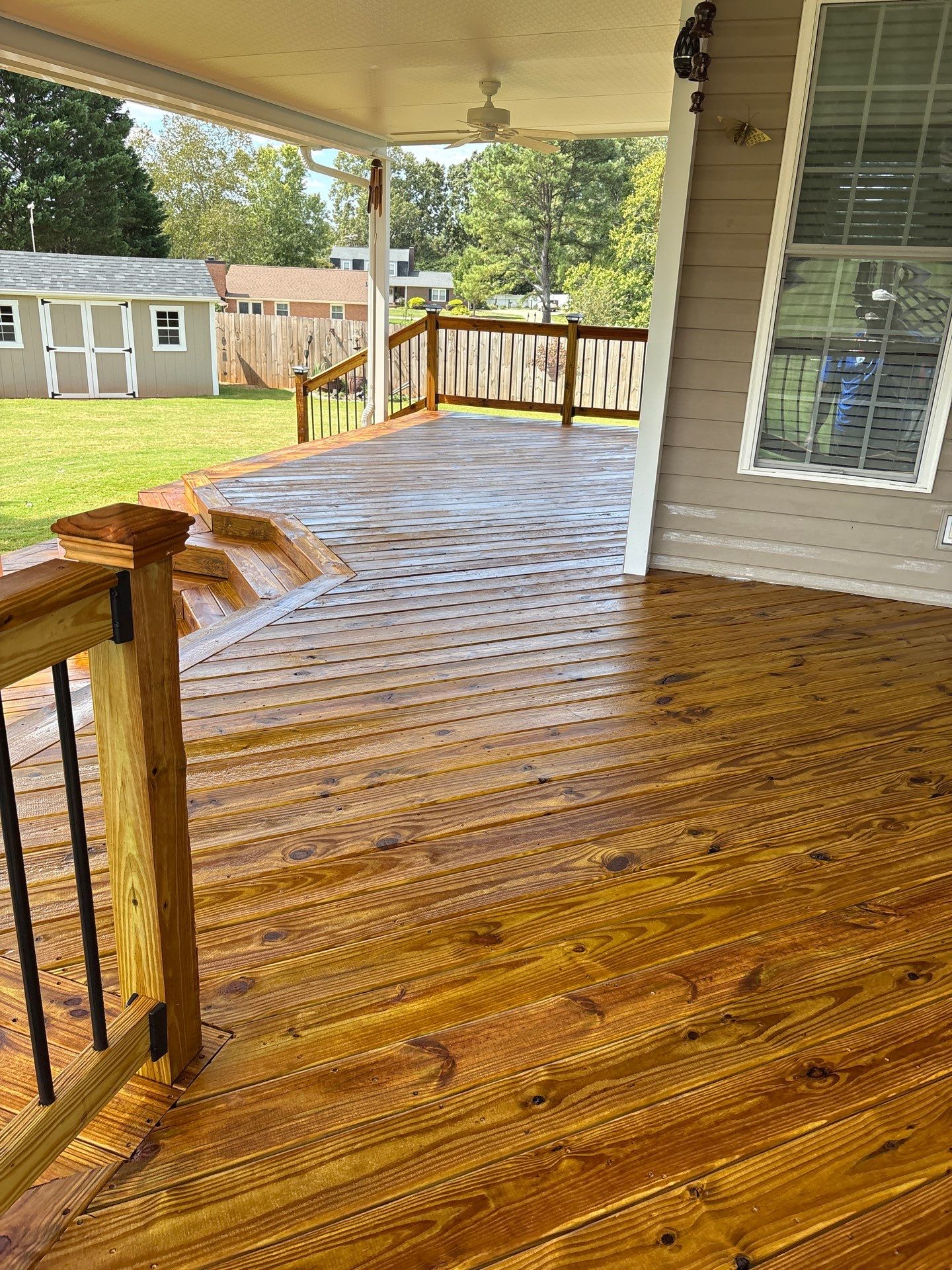 Wood Deck using Wood Sealant by DuraSeal