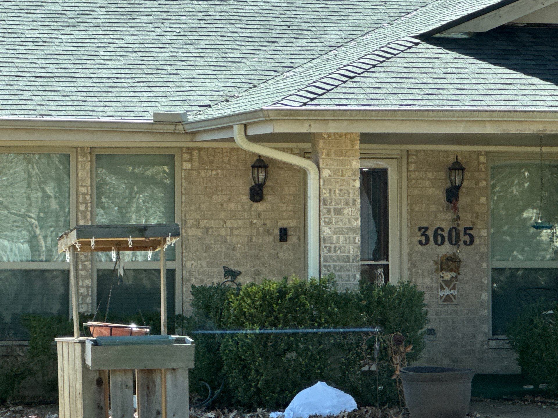 Williamsburg Gray - Owens Corning TruDefinition Duration by RoofsOnly.com