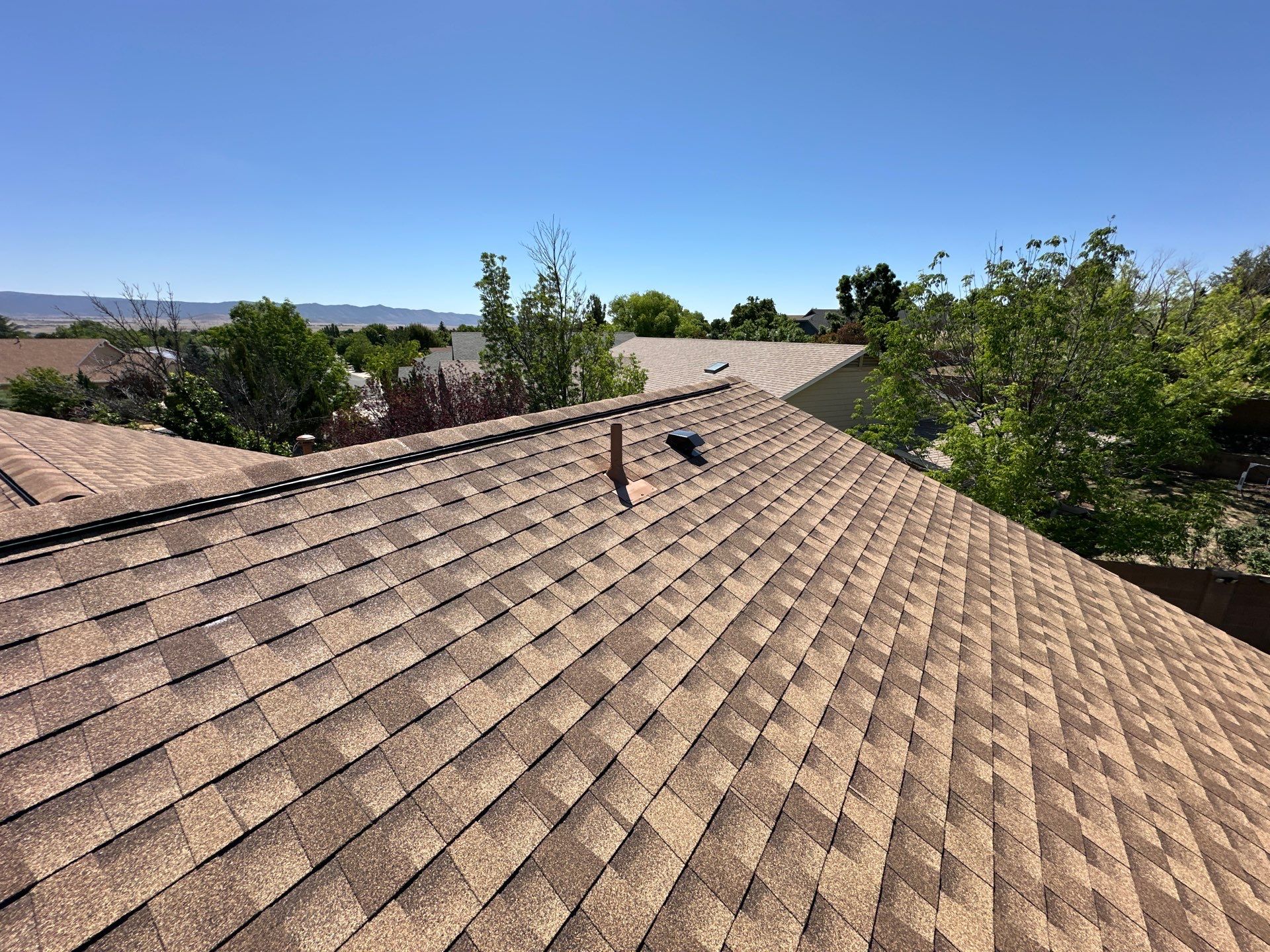 Prescott Valley Roof Replacement With GAF Timberline HDZ Shakewood Shingles by Badger Roofing