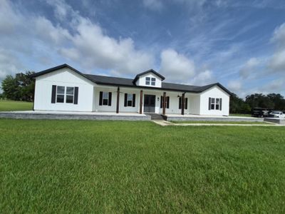 Modern Farmhouse Routine Cleaning in Reddick