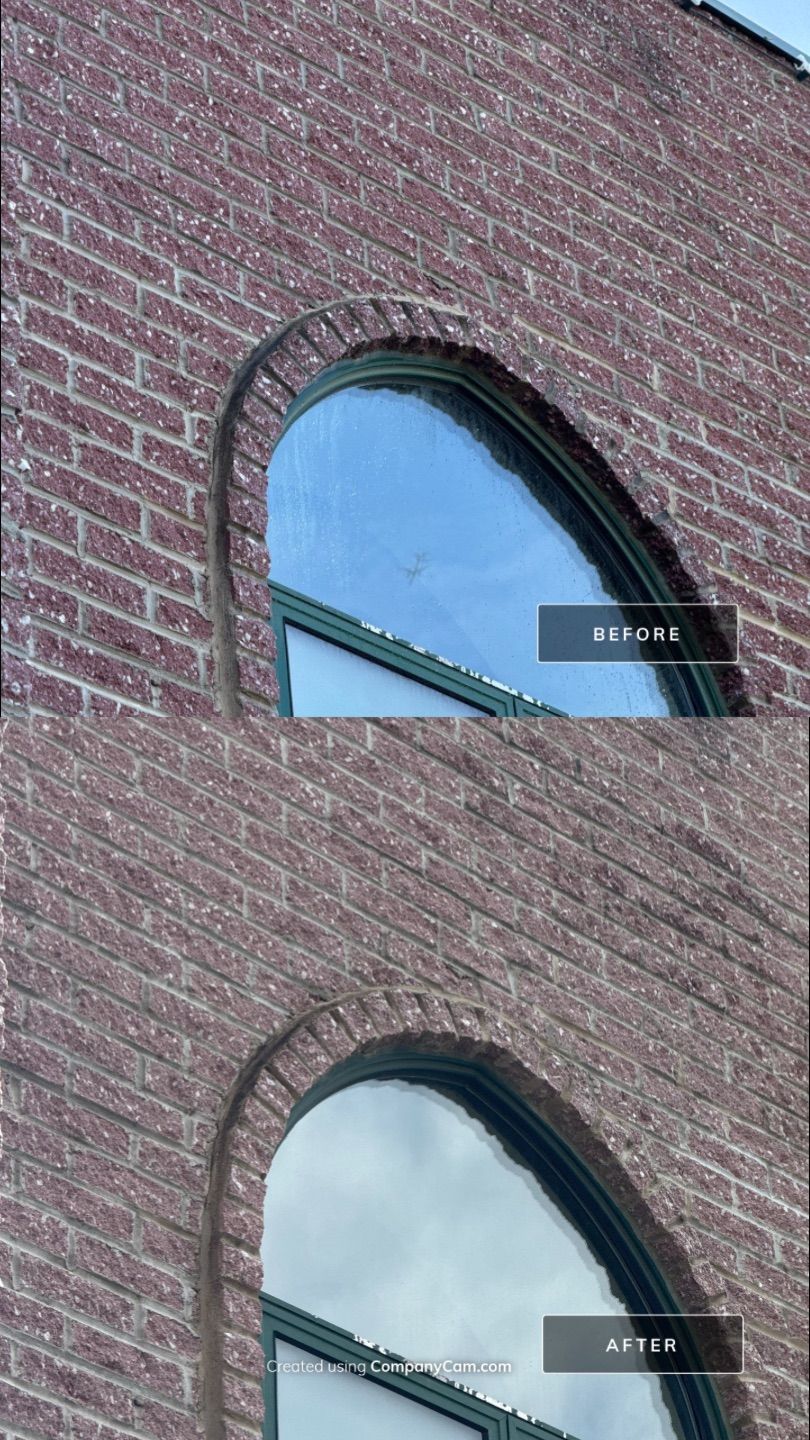 Commercial Exterior Building Wash  by Simmons Power & Soft Washing