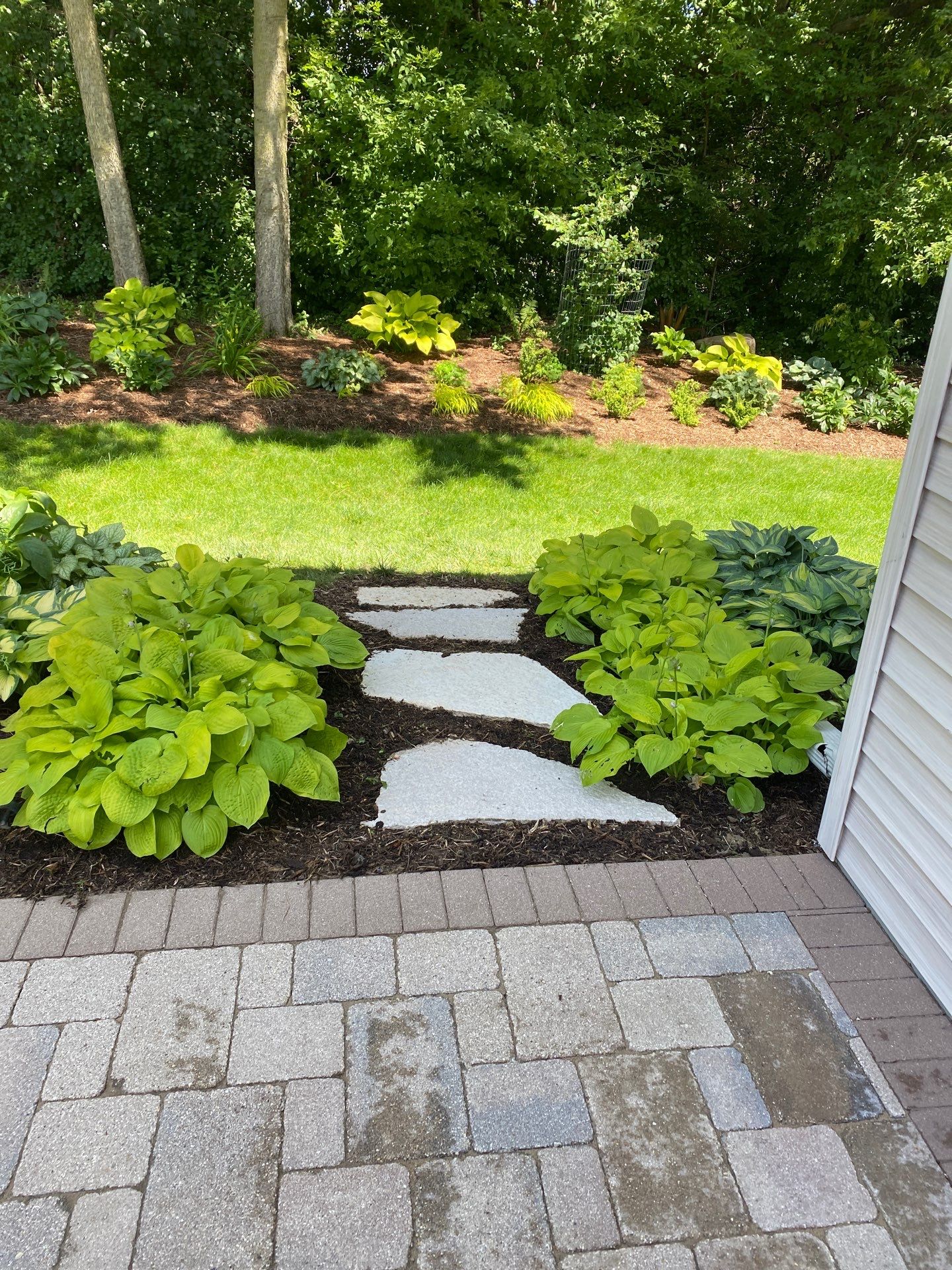 Patio and stepper cleaning by Shulla Exterior Cleaning