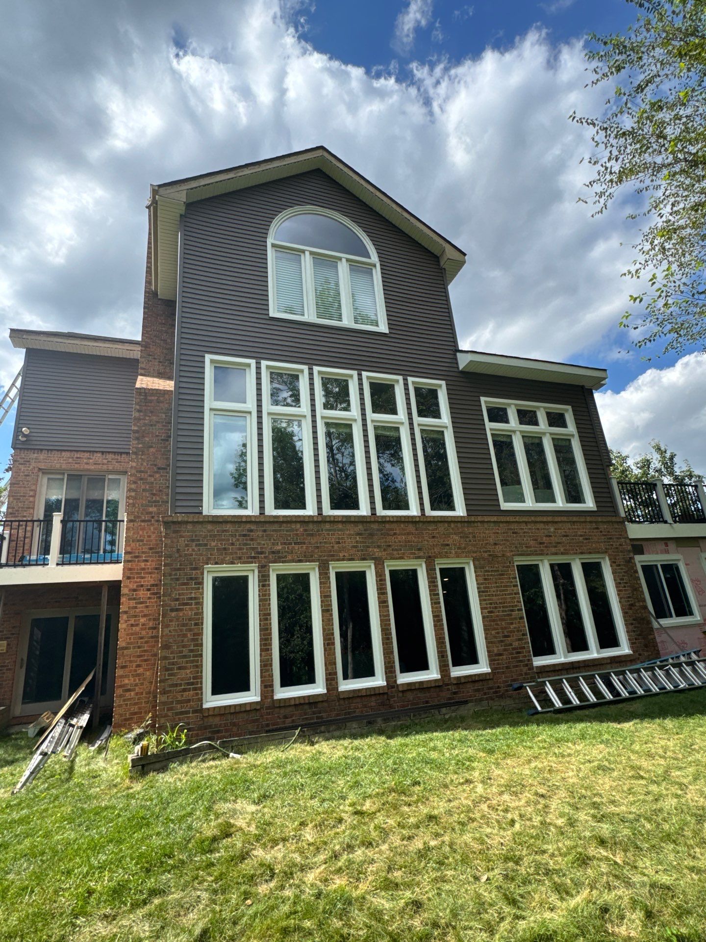 Siding Replacement using Alside Odyssey D4" Flagship Brown by 180 Contractors