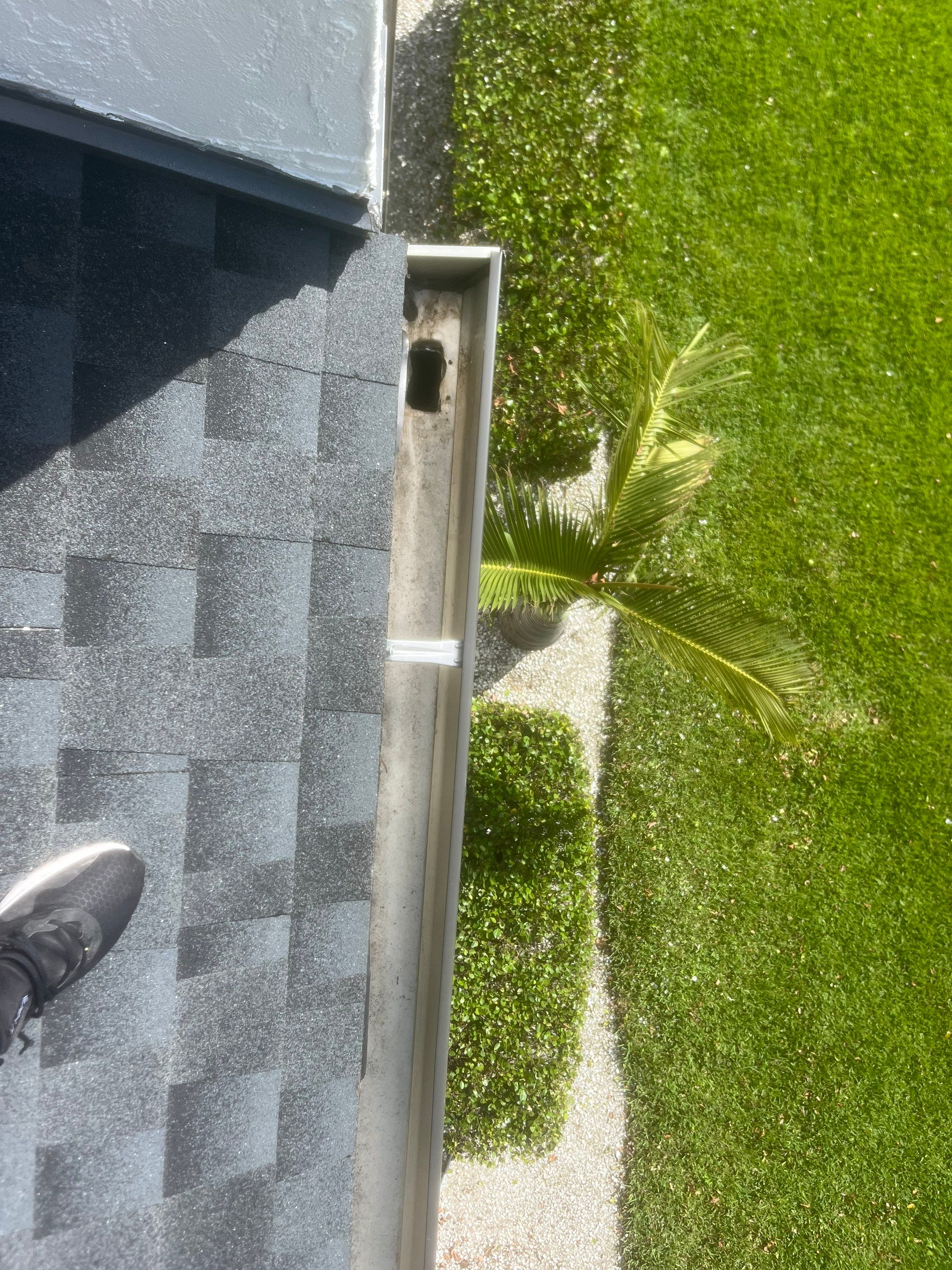 Professional Gutter Cleaning in Fort Myers FL by Gutter Professors
