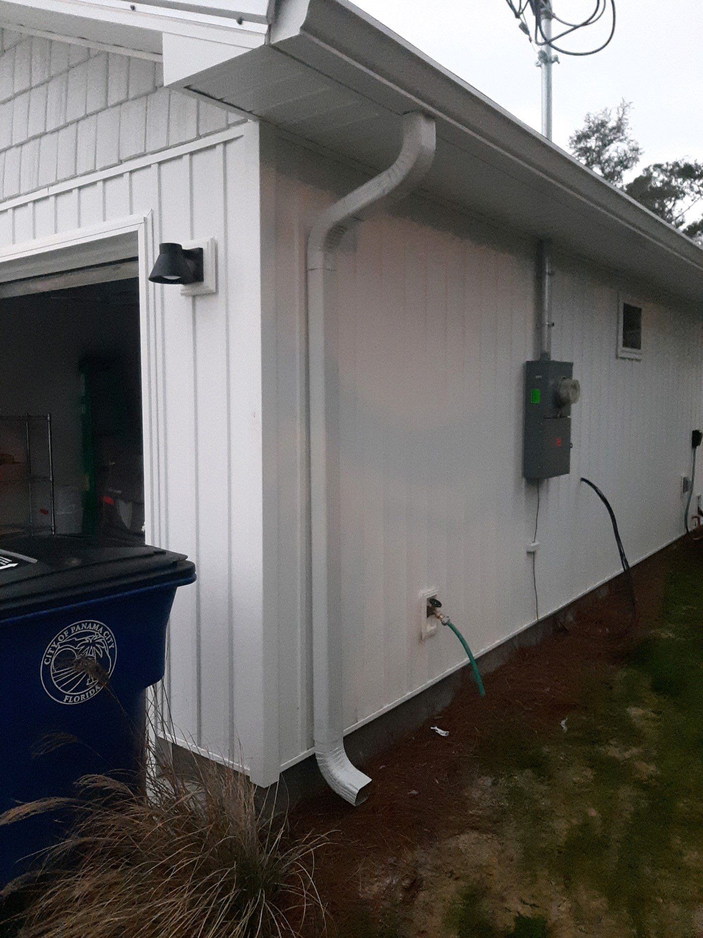 Seamless Gutter and Leaf Guard Installation Using K-Style Gutters by Gutter Professors