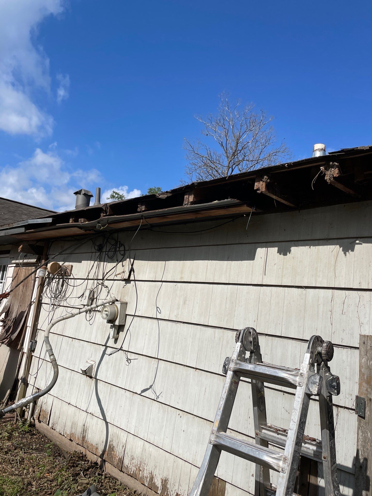 Hail Damage using Owen's Corning Duration (Lifetime) Shingles by Roof Repair Company