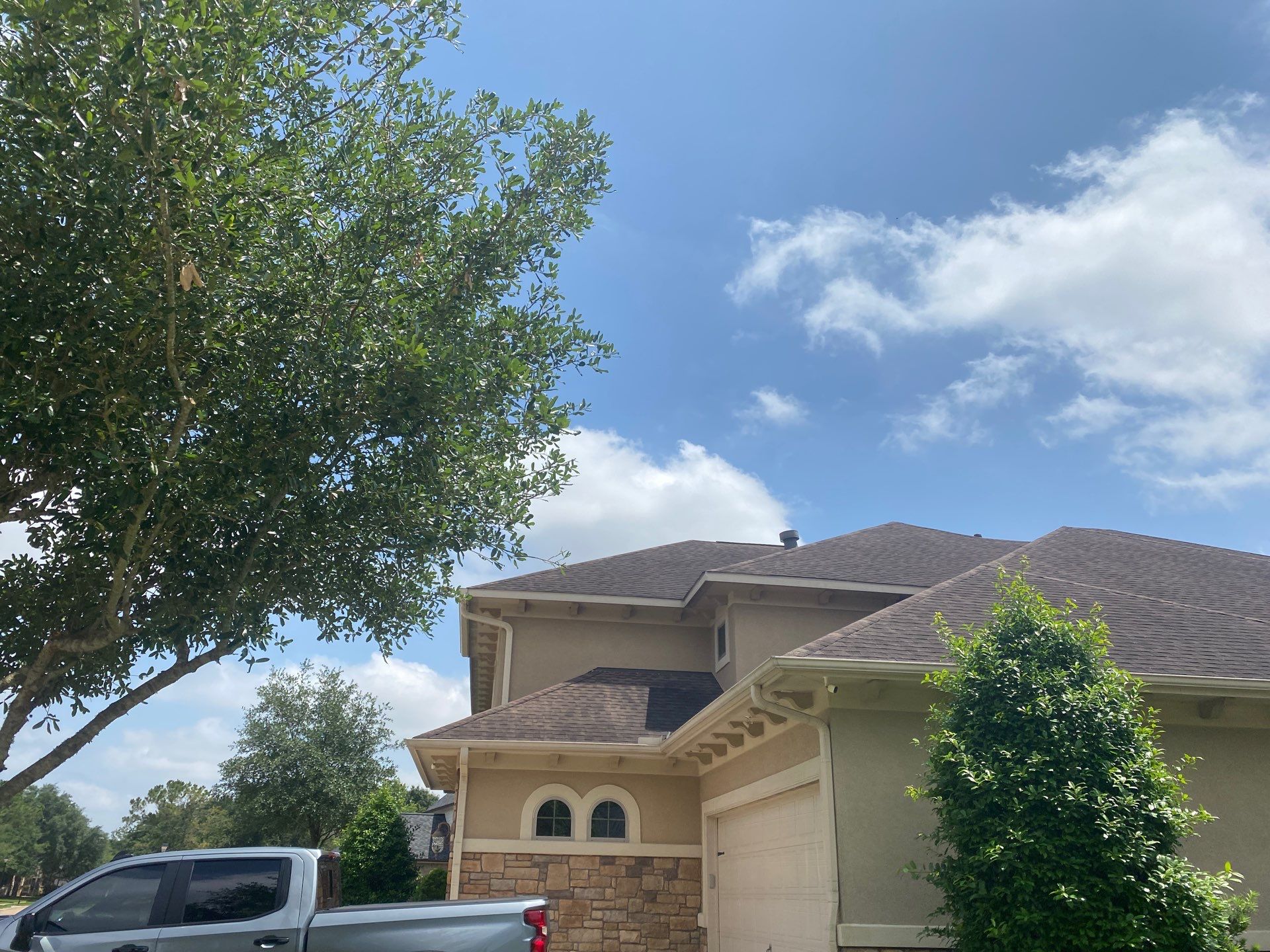 Hail Damage using Owen's Corning Duration (Lifetime) Shingles by Roof Repair Company