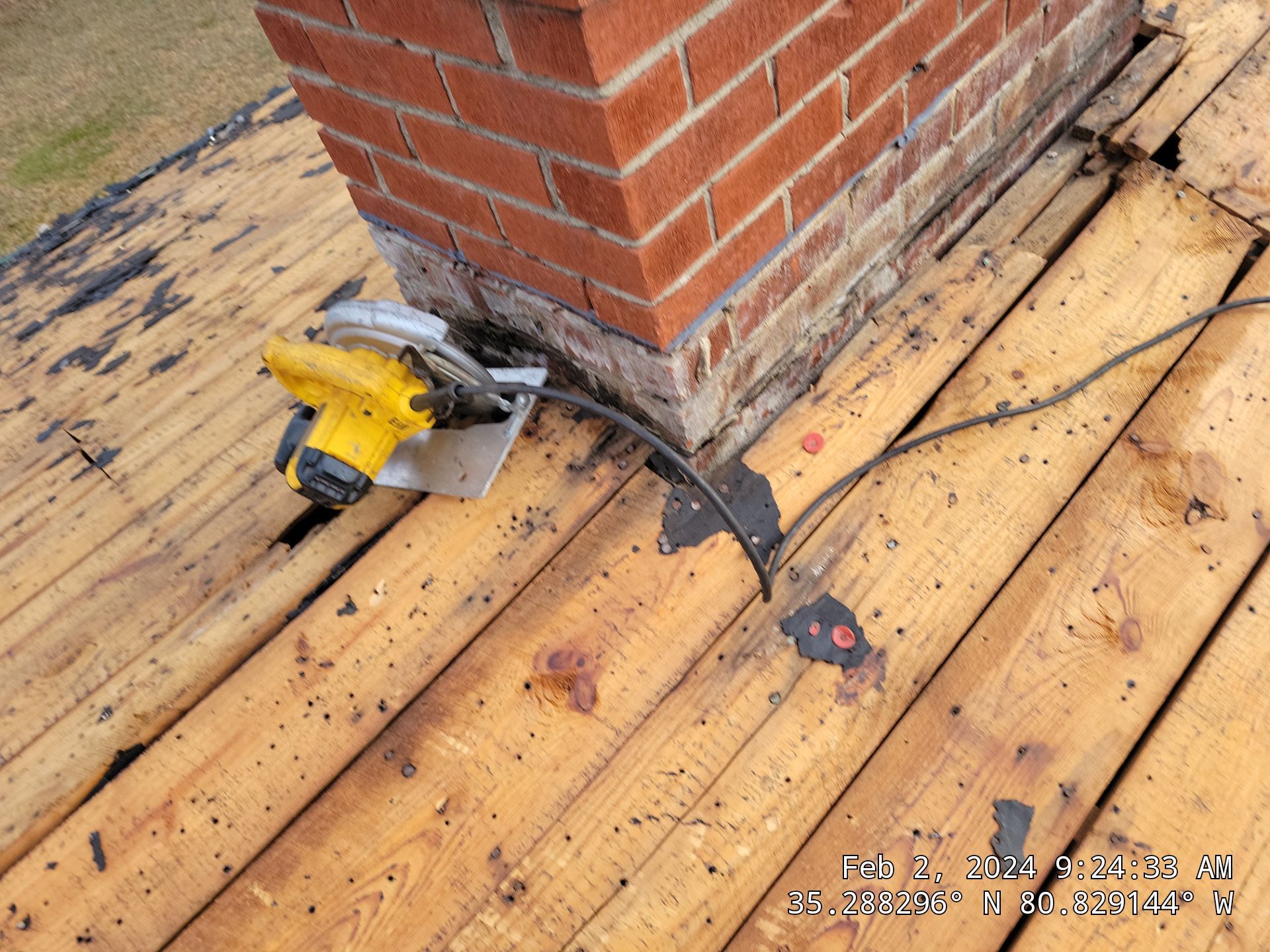 Charlotte- Williamsburg Gray by Merritt Roofing LLC