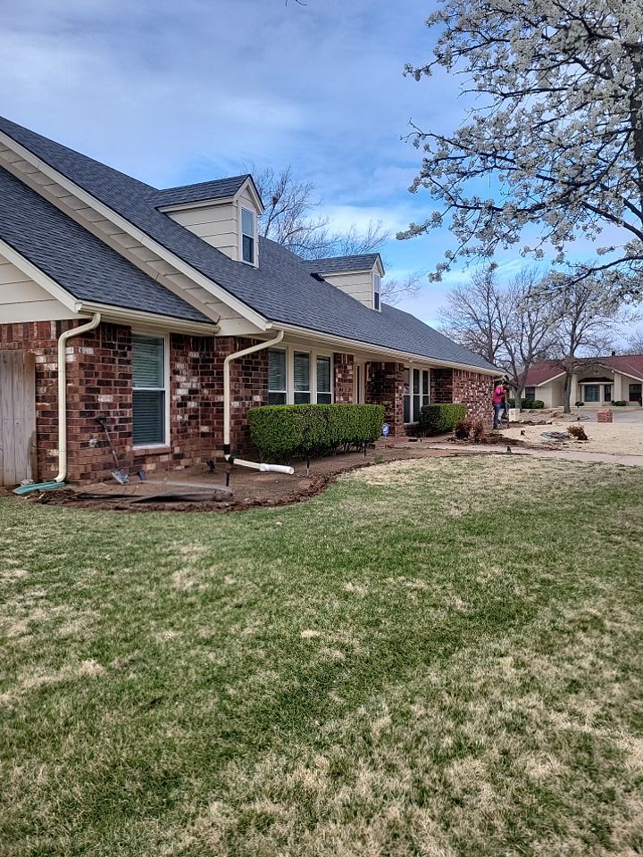 Concrete sidewalk using Concrete by Clays Services Inc