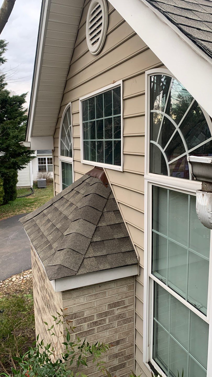 Roof Replacement using GAF Timberline HDZ by American Home Contractors