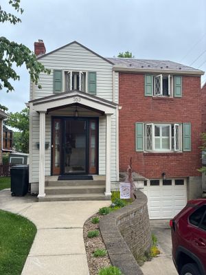 Full Vinyl Siding Renovation and Trim Installation in Mt Lebanon