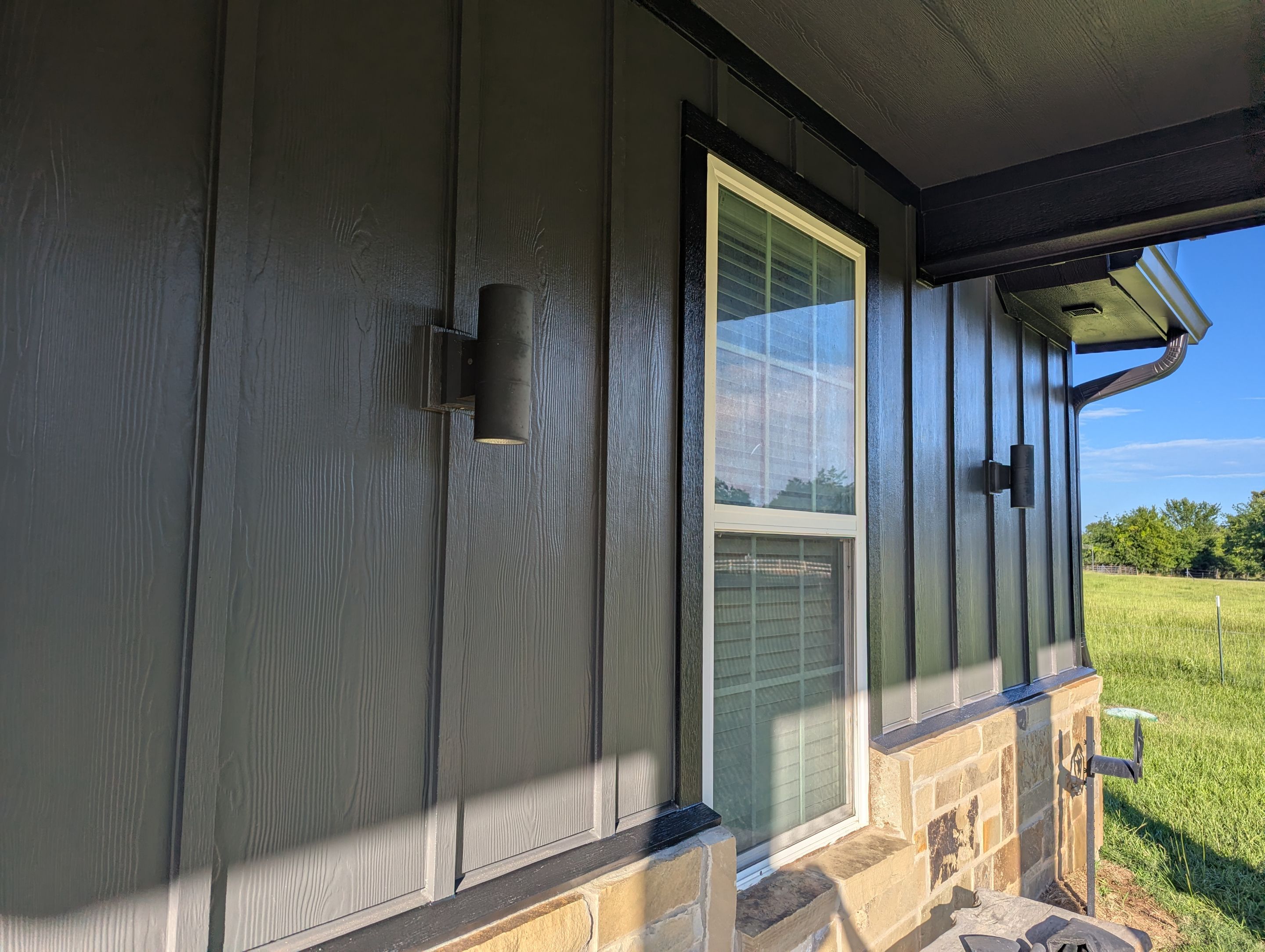 A Complete Exterior Repaint in Edgewood, TX by Quality Coats Painting