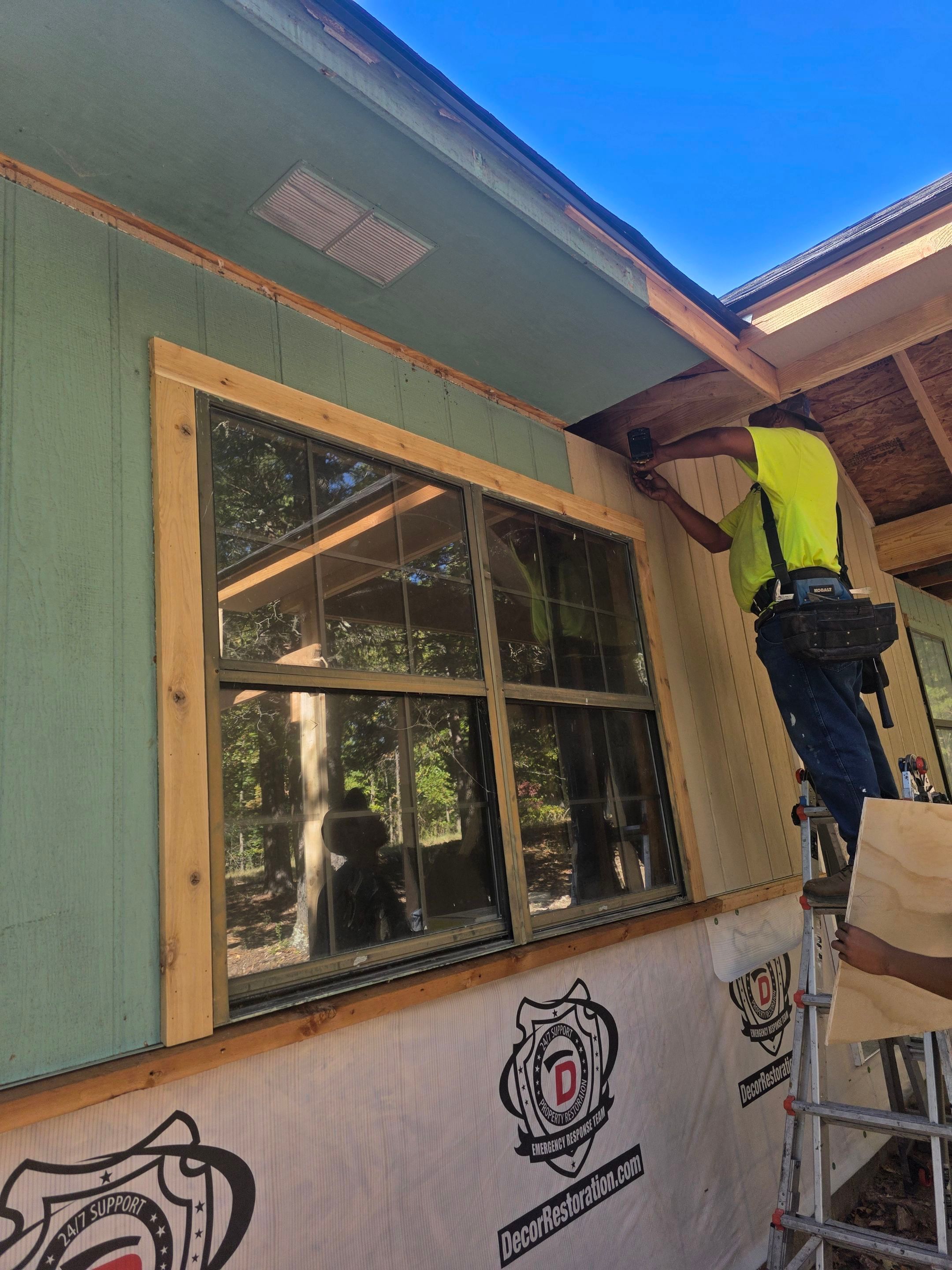 Project by Decor Roofing & Restoration by Decor Roofing & Restoration
