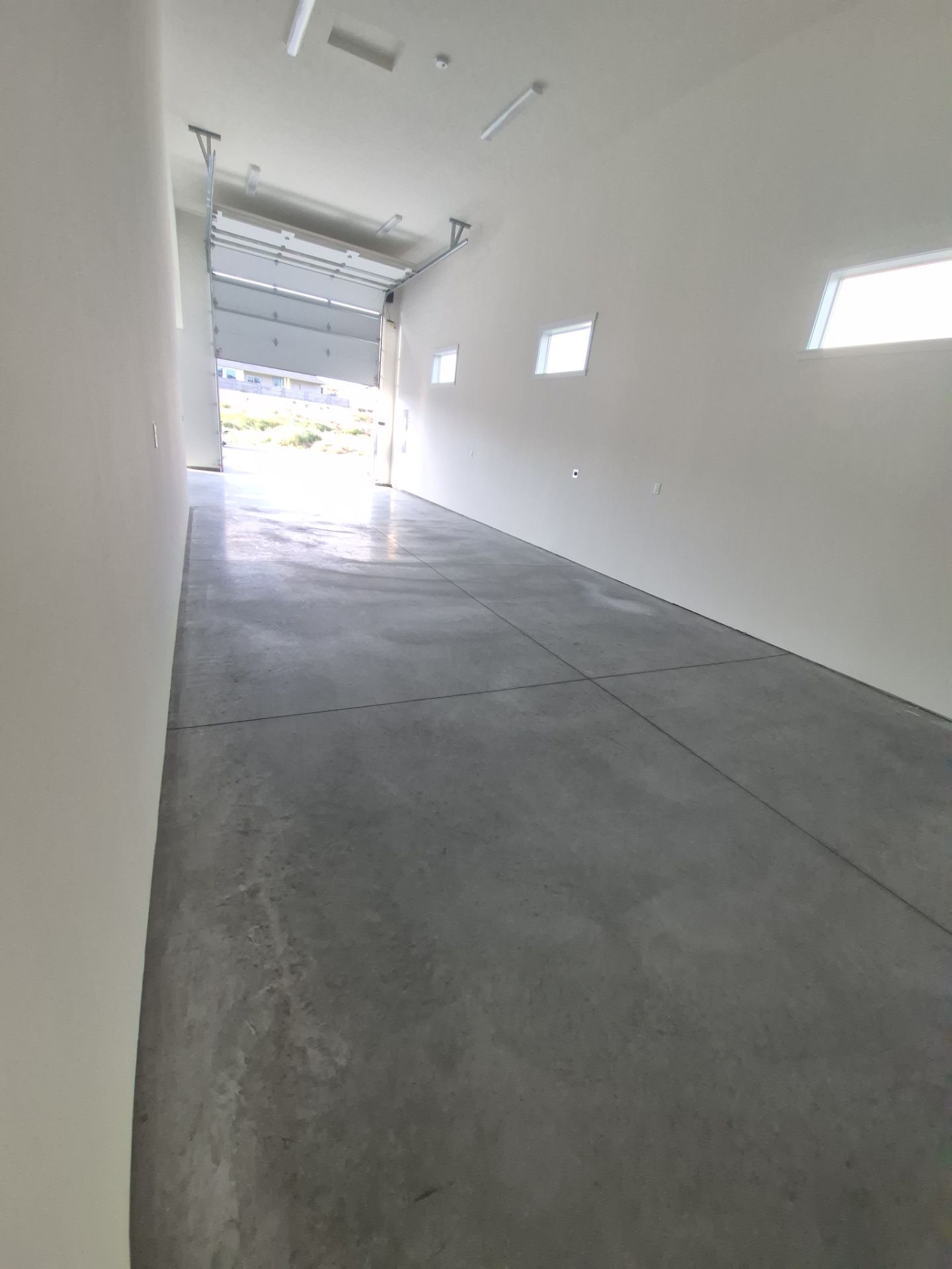 Pebble Beach Polyurea Garage Floor Coating in Kennewick by Croc Coatings, LLC