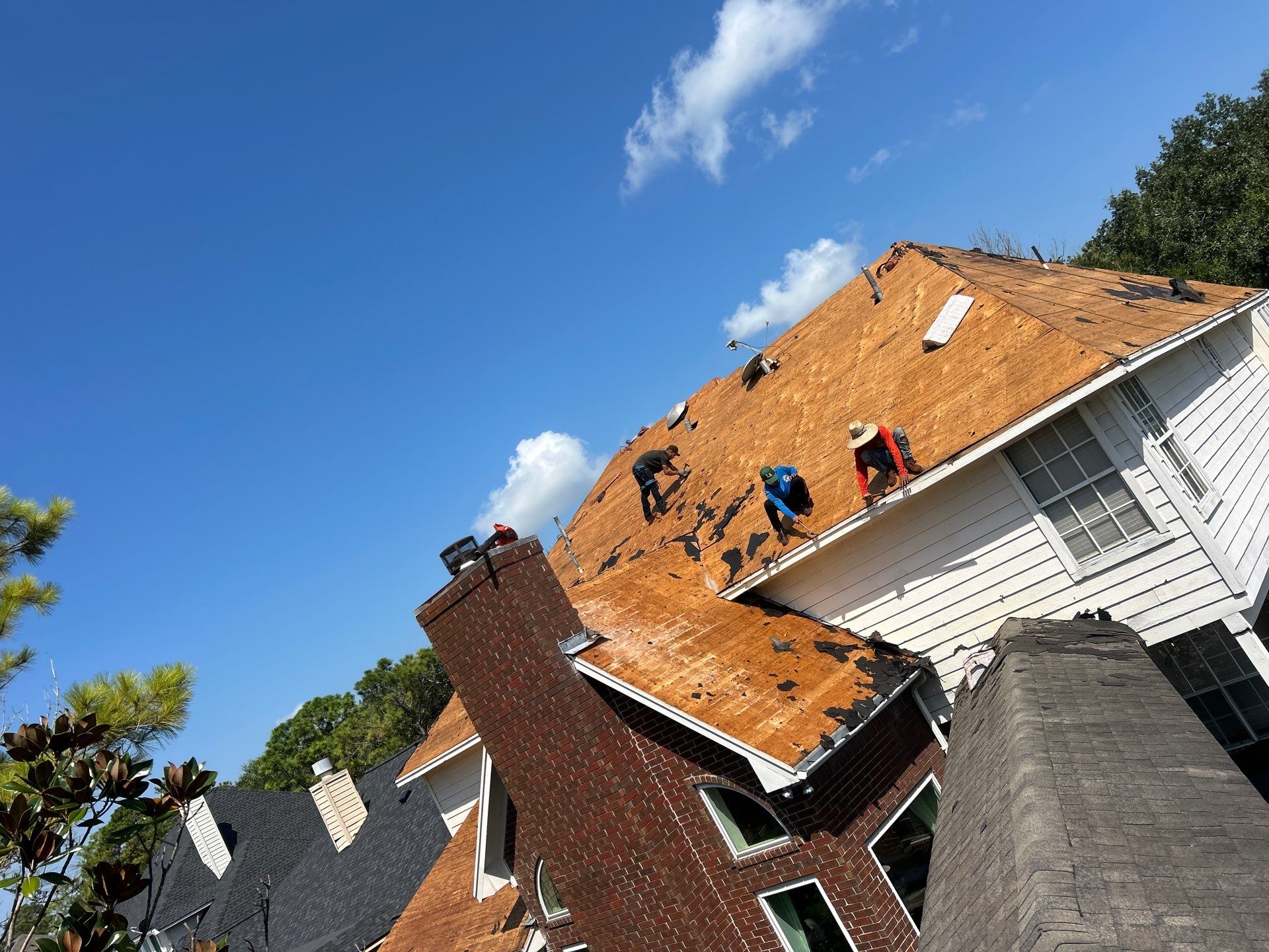 Residential Roofing Installation using Owen's Corning Duration (Lifetime) Shingles by Roof Repair Company