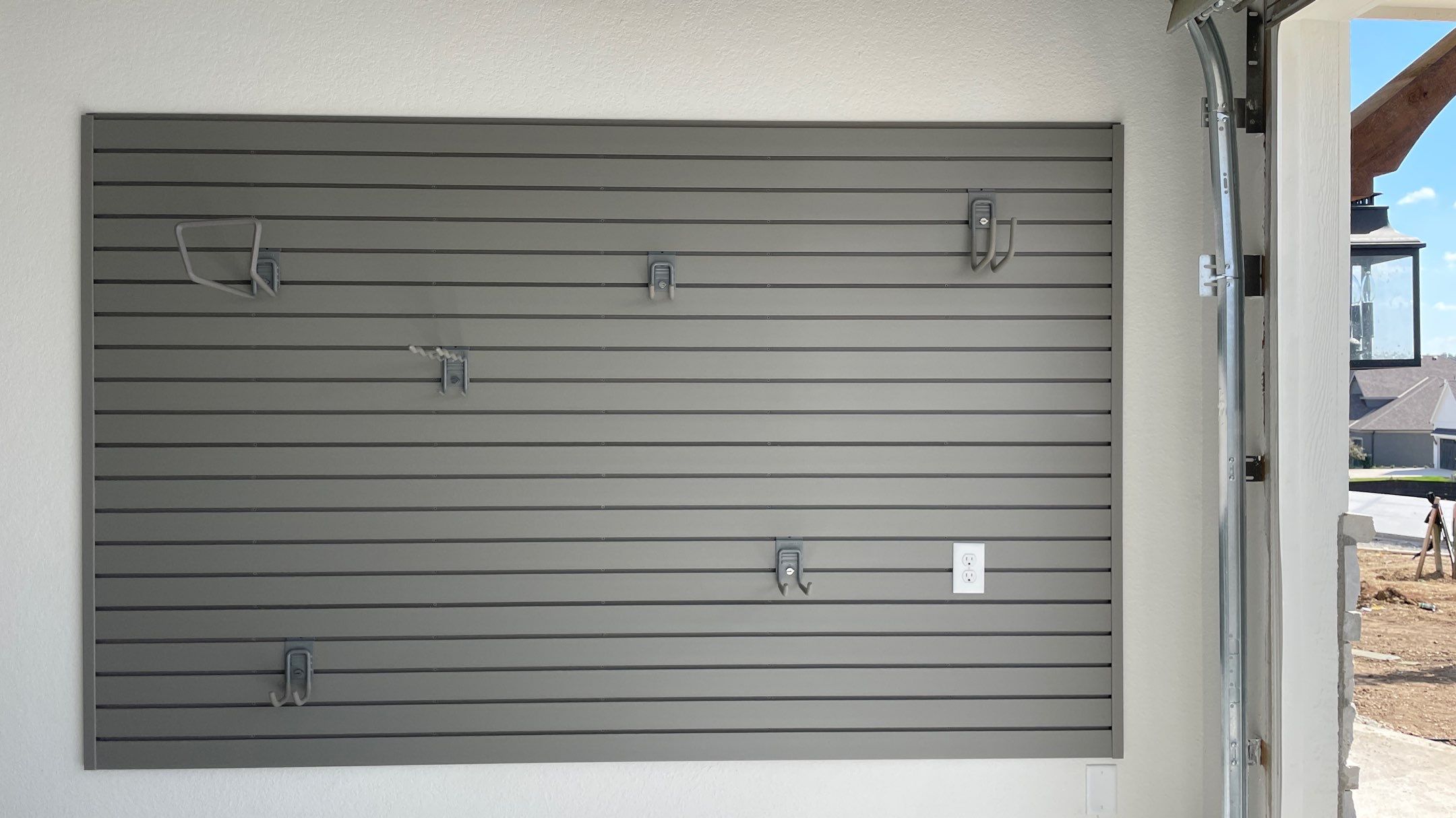 Mike B. upgrades his garage! by Banner Garage