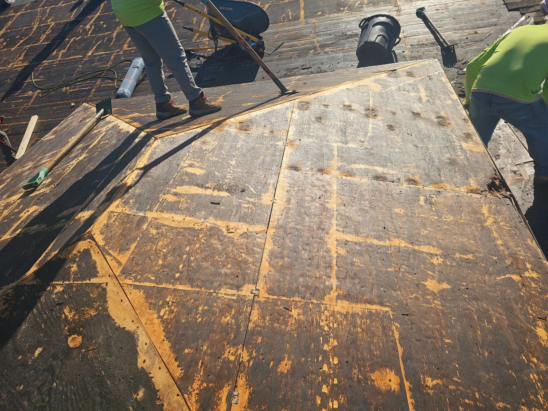 Project in St. Petersburg 33710 by Mitchell Roofing Company LLC 