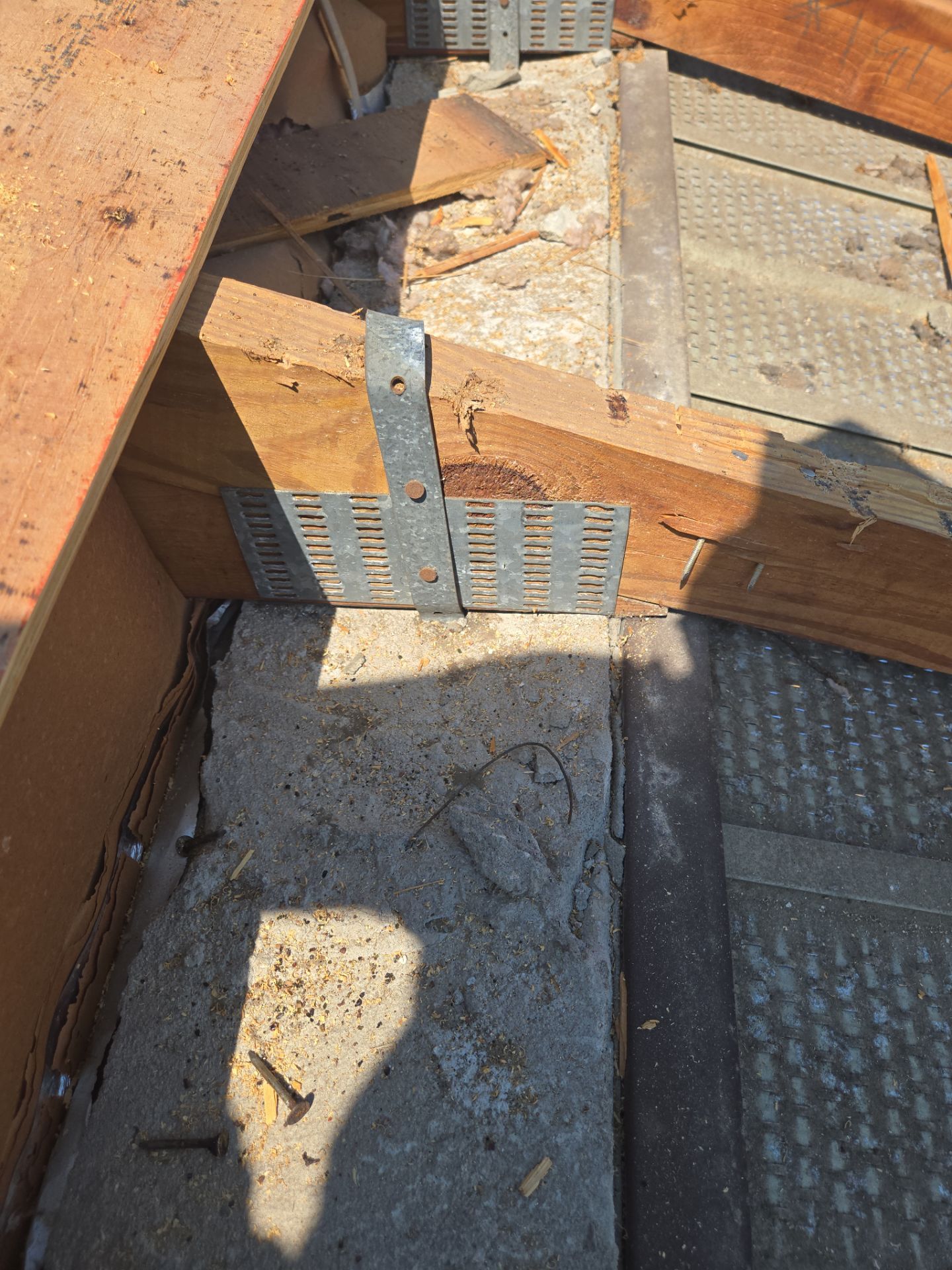 Project in Largo 33773 by Mitchell Roofing Company LLC 