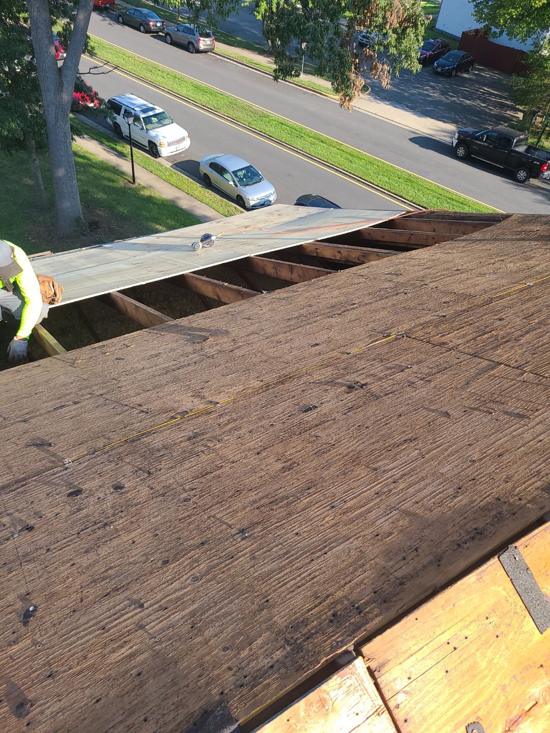 Woodbridge: Residential Roof Replacement with CertainTeed Landmark Shingles in Charcoal Black by RM Banning, Inc.
