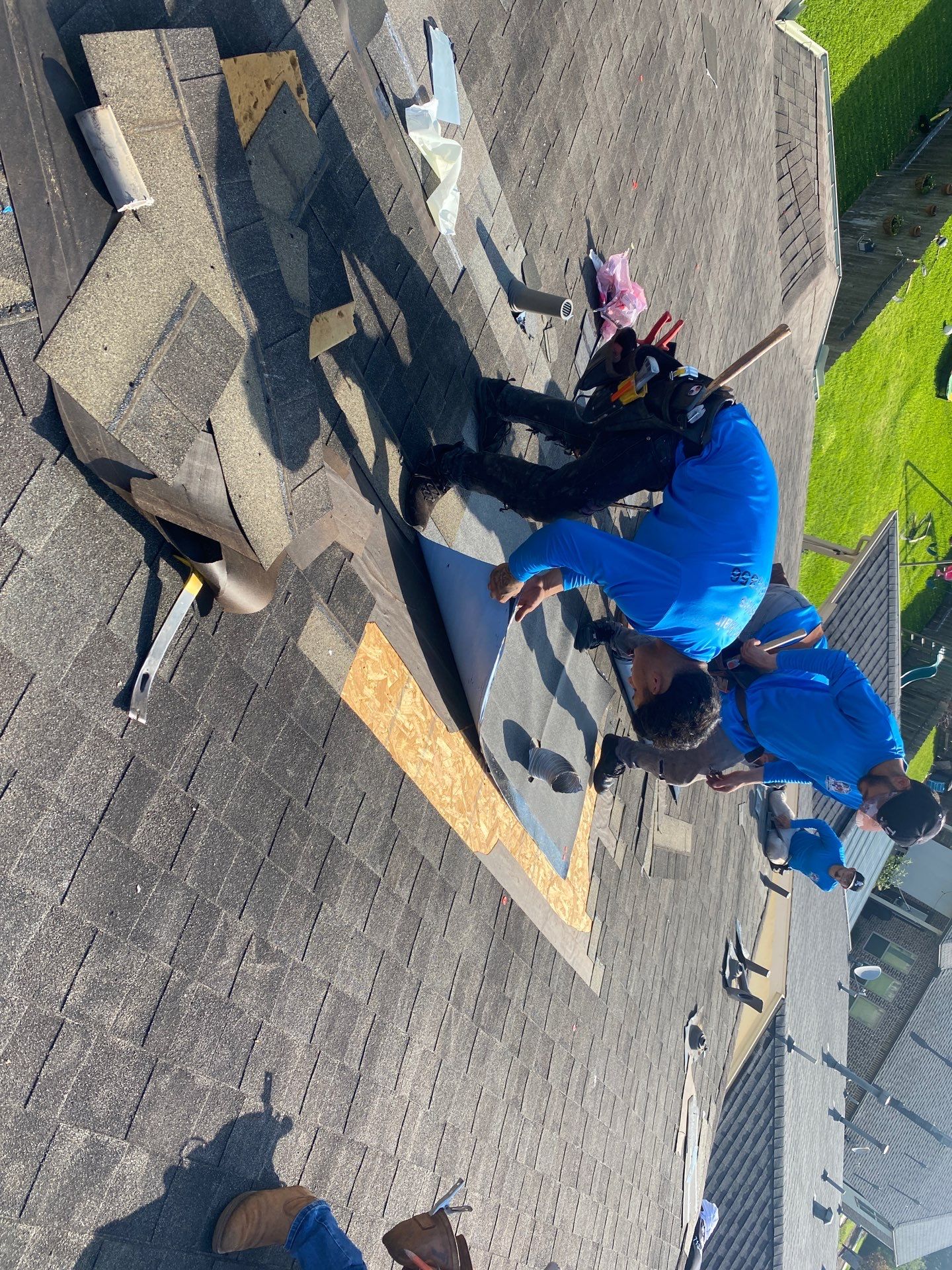 Hail Damage using Owen's Corning Duration (Lifetime) Shingles by Roof Repair Company