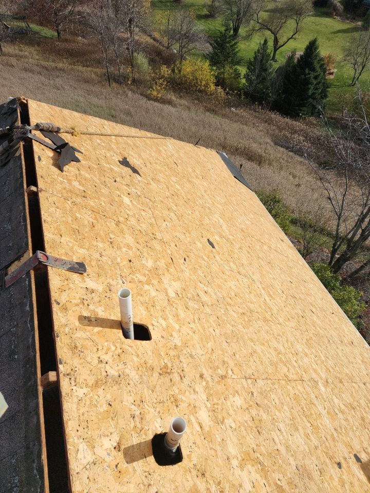 Residential Roof Installation in Plymouth, WI by Gellings Roofing & Siding