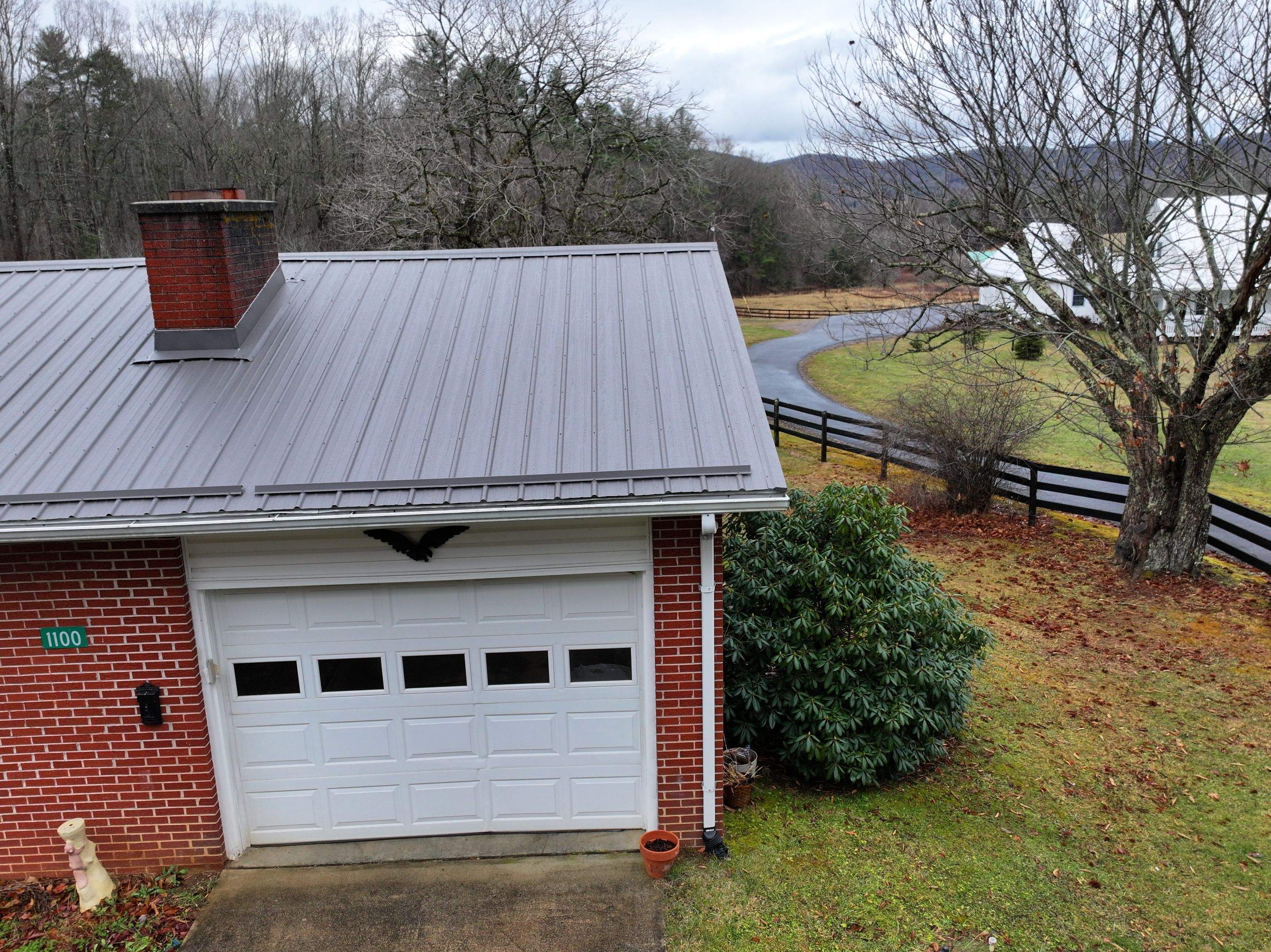 Schofield Residence by Omnia Roofing