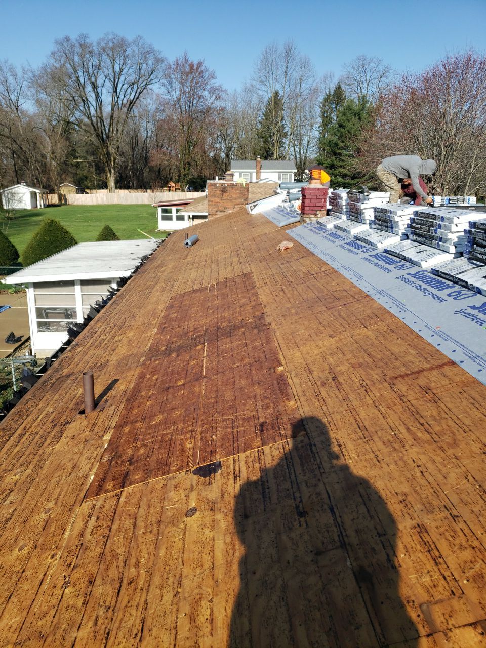 Brand: Atlas Pinnacle Color: Pristine Scotchgard Copper Canyon Drip: Musket Brown by Eagle Eye Roofing