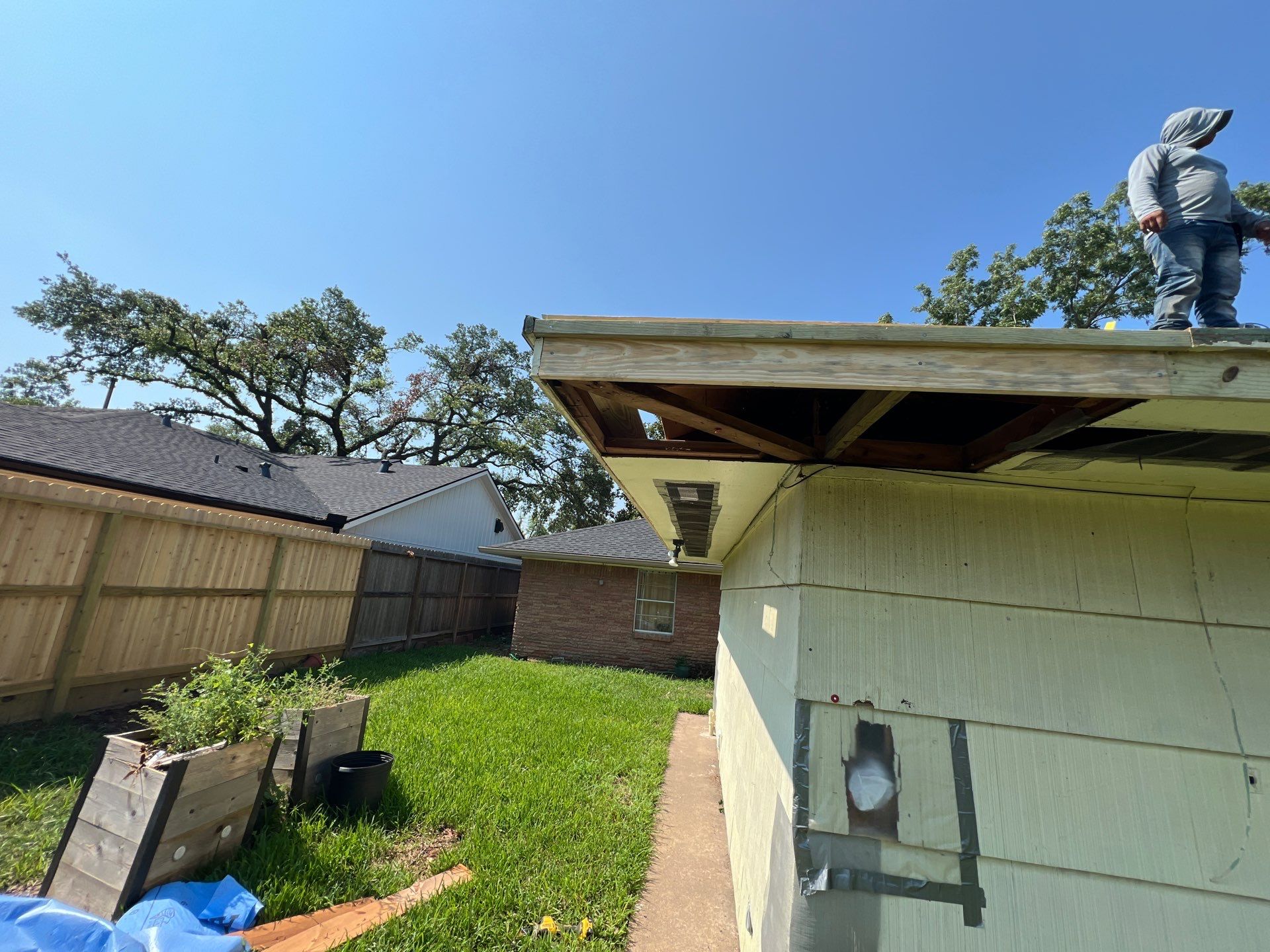 Residential Roofing Repair using Owen's Corning Duration (Lifetime) Shingles by Roof Repair Company