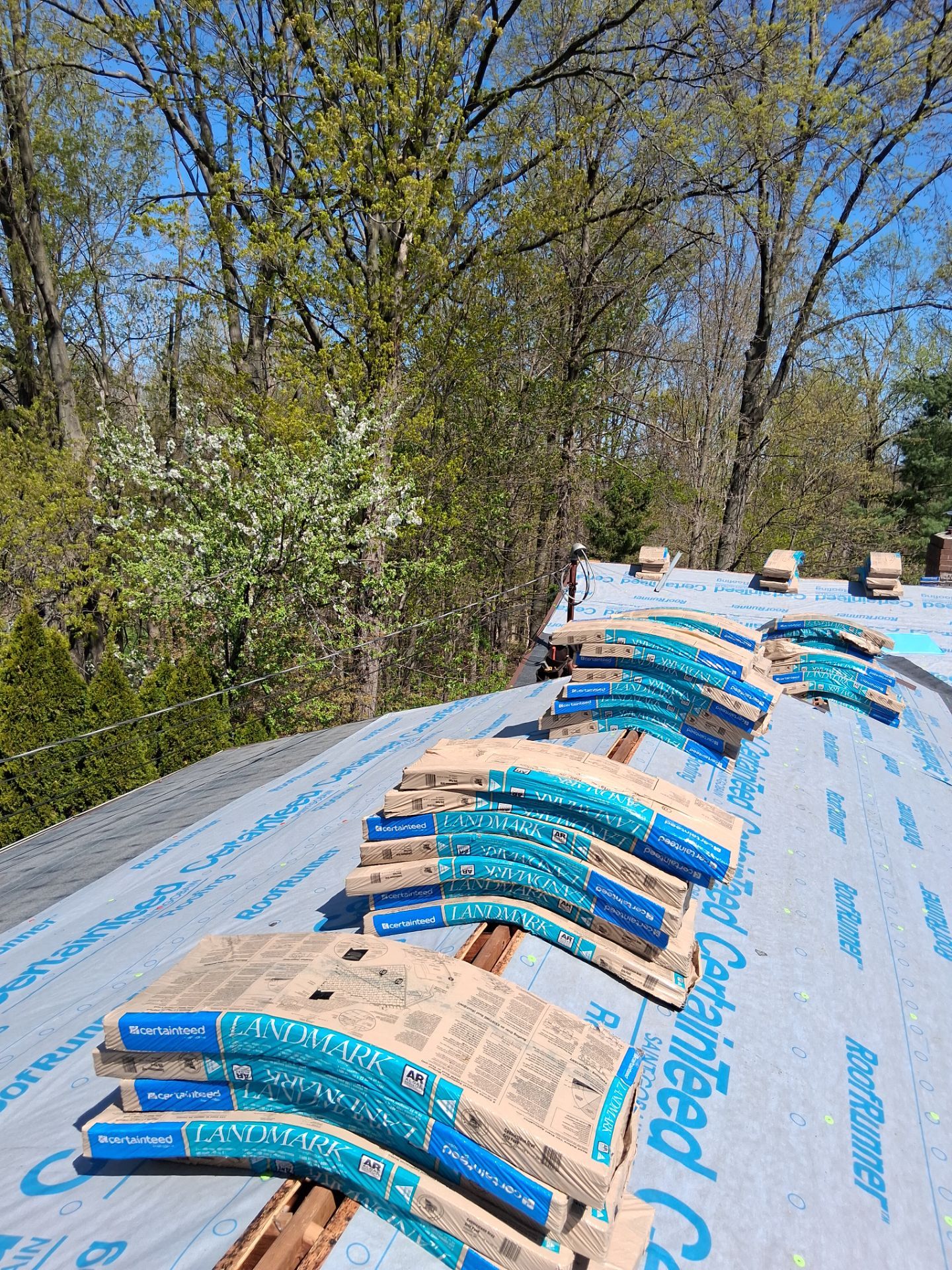 Roof and Gutter Replacement by Homestyle in Willoughby Hills by Homestyle Home Improvements (HHI)